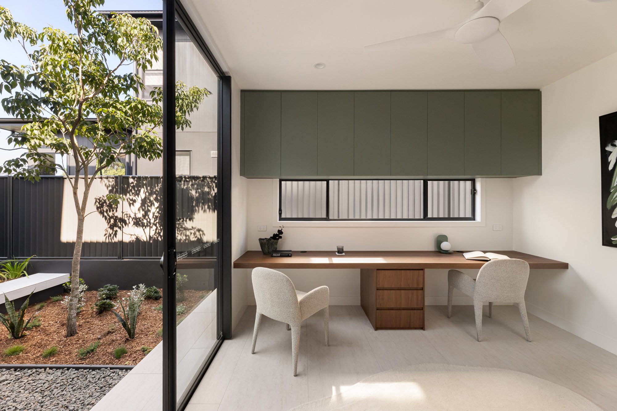 02-12 10 Akala Street, Camp Hill 03.jpg