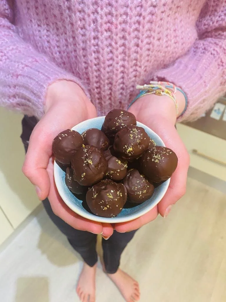 Fig &amp; Dark Chocolate Bliss Balls