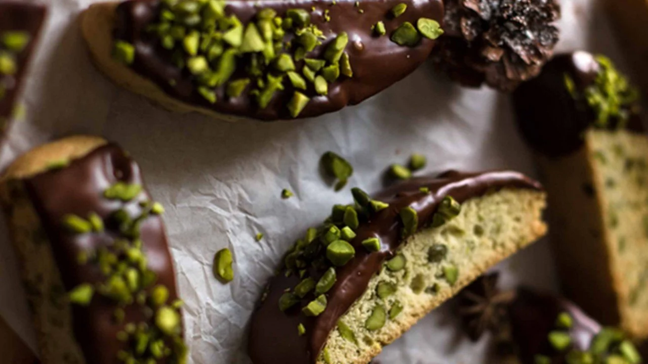 Edible Christmas Presents  Pistachio Biscotti and Chocolate Mendiants
