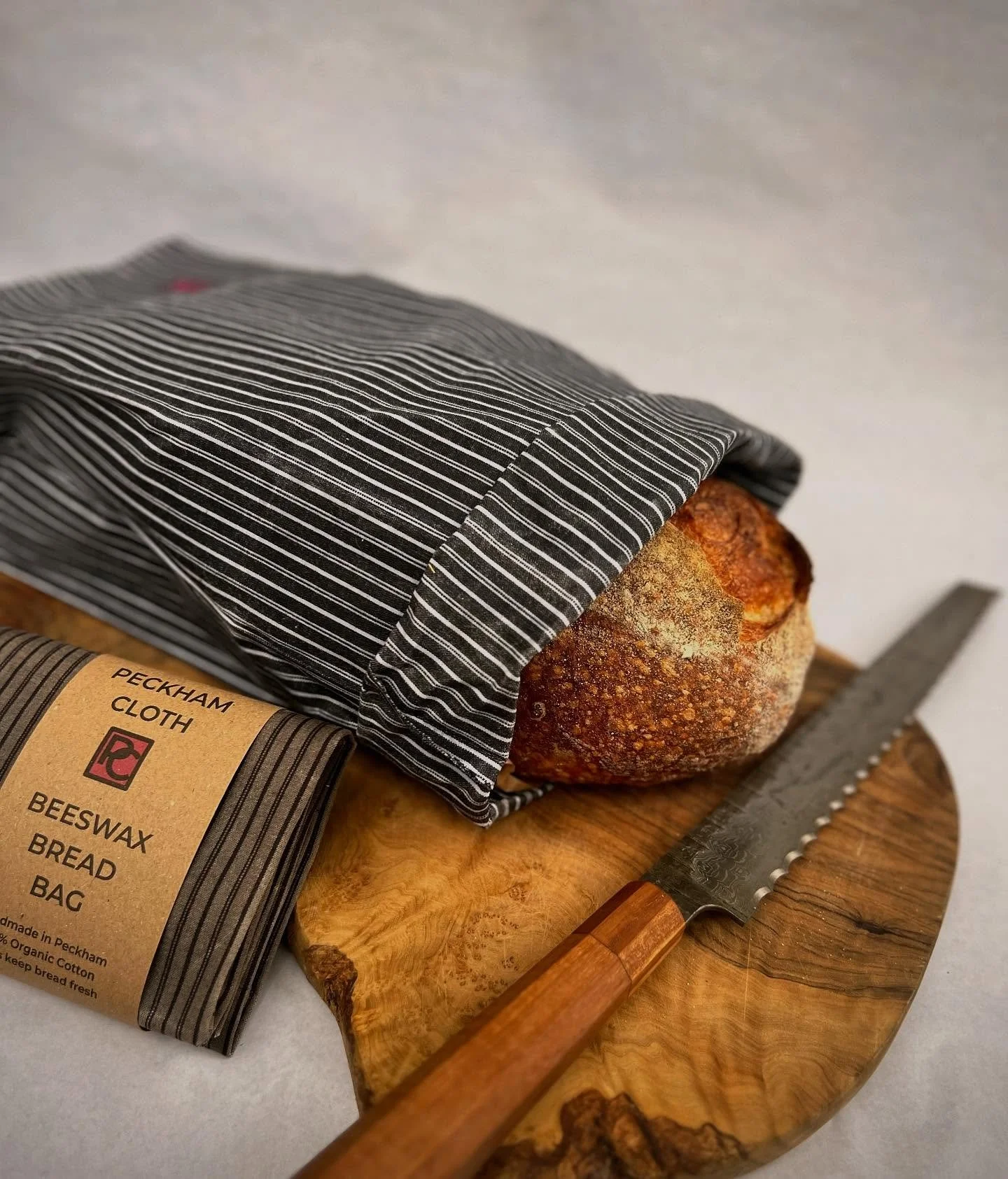 Beeswax bread bags.  Keep your bread fresh. 
Handmade in Peckham from organic cotton, beeswax and jojoba oil. 

#bread #sourdough #baking #ethical #handmade