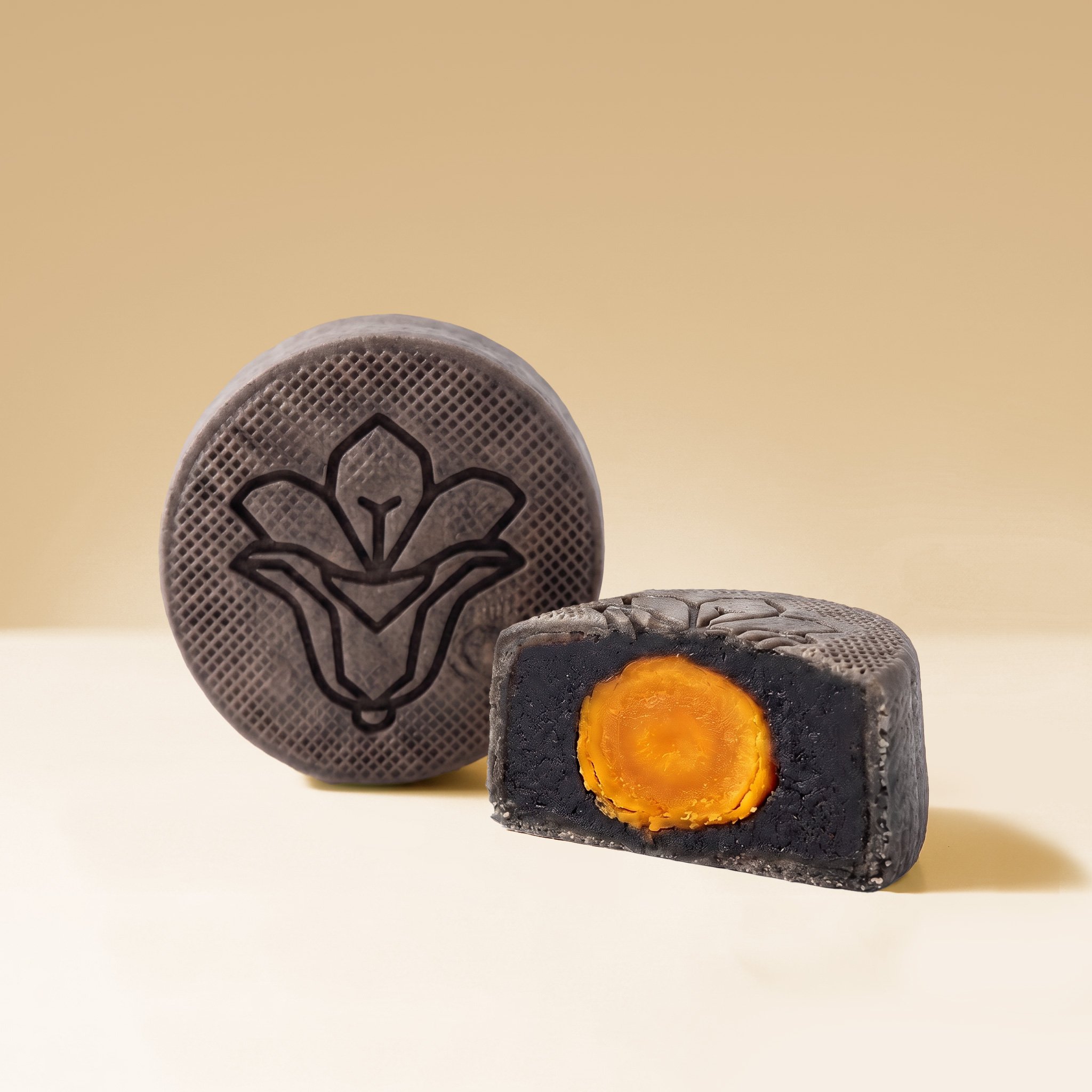 mooncake-black sesame salted egg.jpg