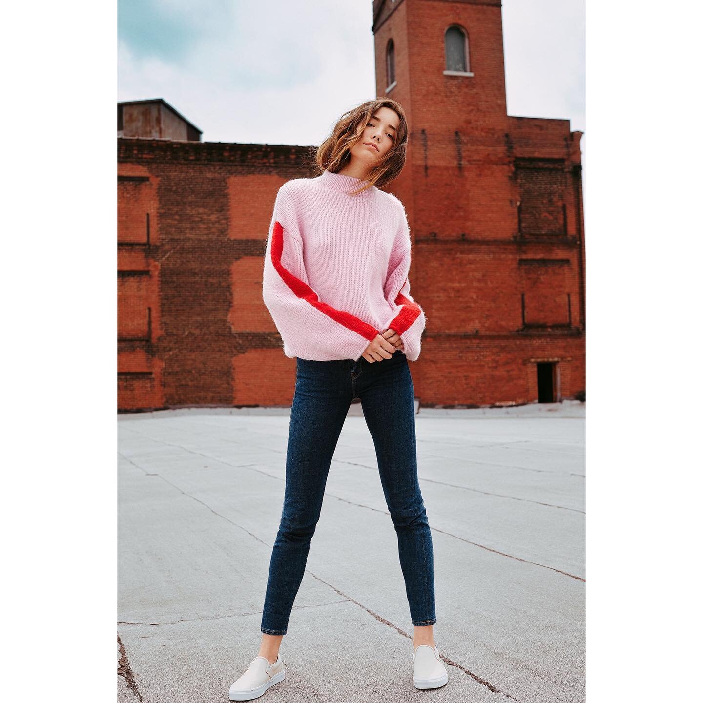 On top of rooftops in Kansas City&rsquo;s West Bottoms for global ad campaign for Lee Jeans Europe.