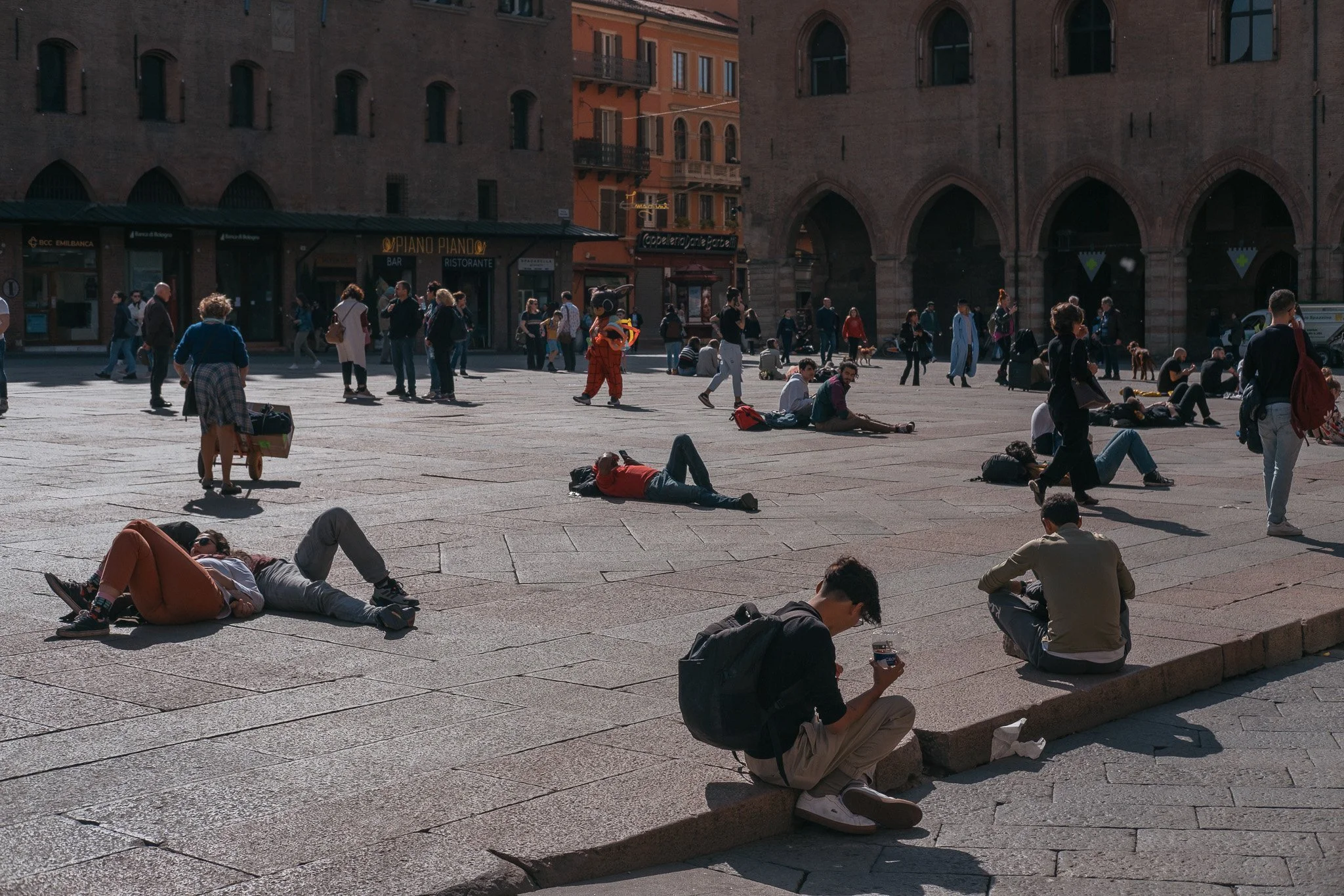 RCX_4_Bologna+Square.jpg