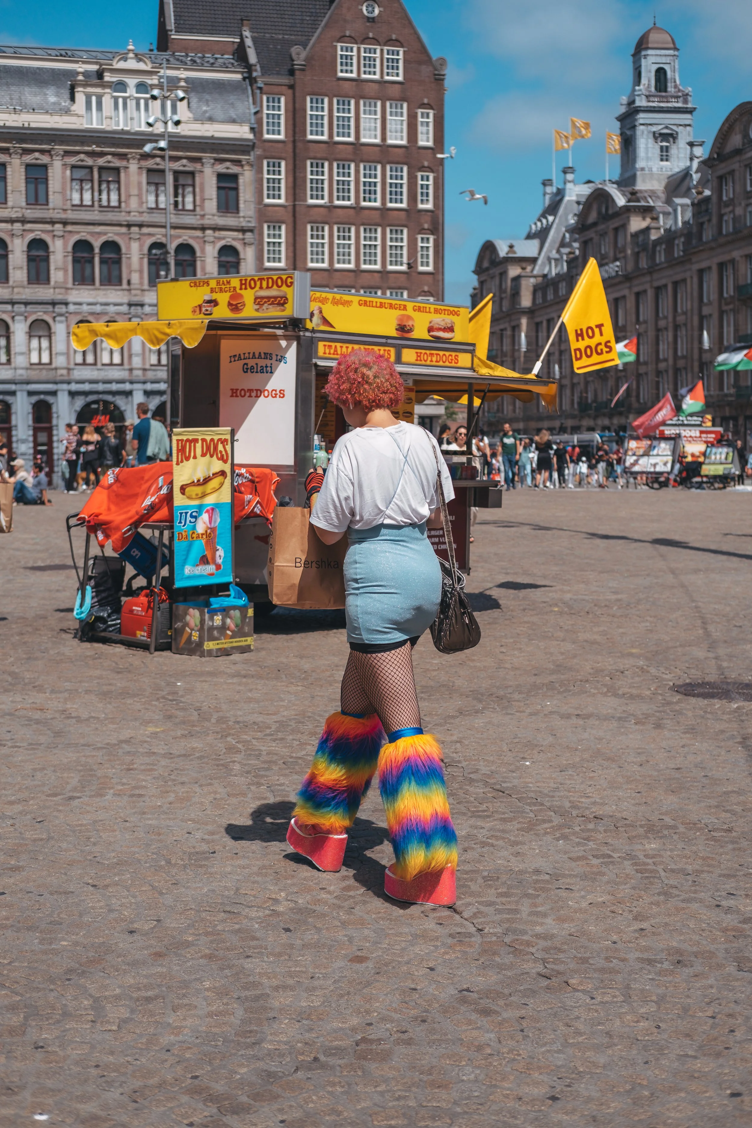 Amsterdam - Funky Pom Pom