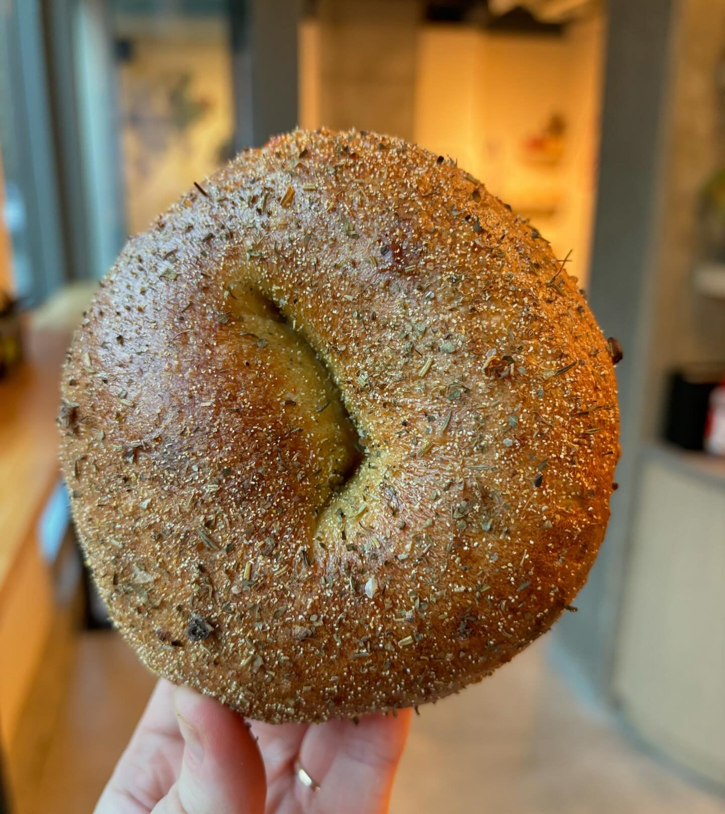 We&rsquo;re running the Stuffing Bagel again this week! We&rsquo;ve gotten a ton of dm&rsquo;s asking us to keep it longer, so here ya go! 😋🍂🦃
THANKSGIVING HOURS:
Wednesday OPEN 7-2
Thursday CLOSED
Friday CLOSED
Saturday OPEN 7-2
Sunday OPEN 8-12