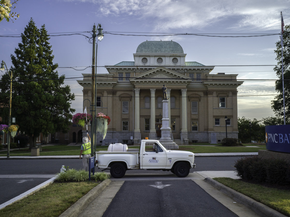 #183_Confederate Common Soldier Monument, Randolph County Courthouse, Asheboro, NC_ 2018_ Dedicated September 1911.jpg