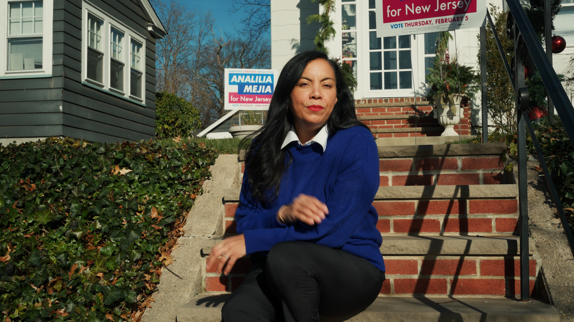 AnaliliaMejia_v1.5 _16x9_FINAL.00_00_05_05.Still006.png