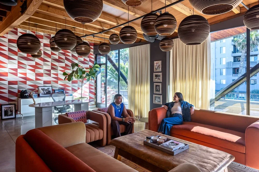 lawrence-anderson-universal-music-colorful-lounge.webp