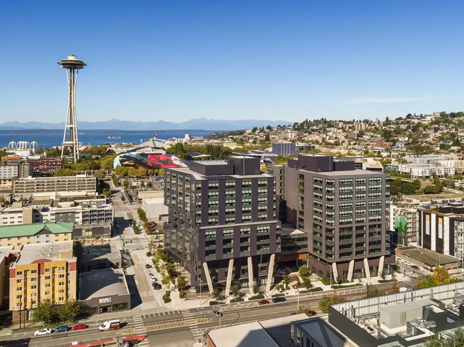 lawrence-anderson-kilroy-sizzle-reel-seattle-skyline.webp