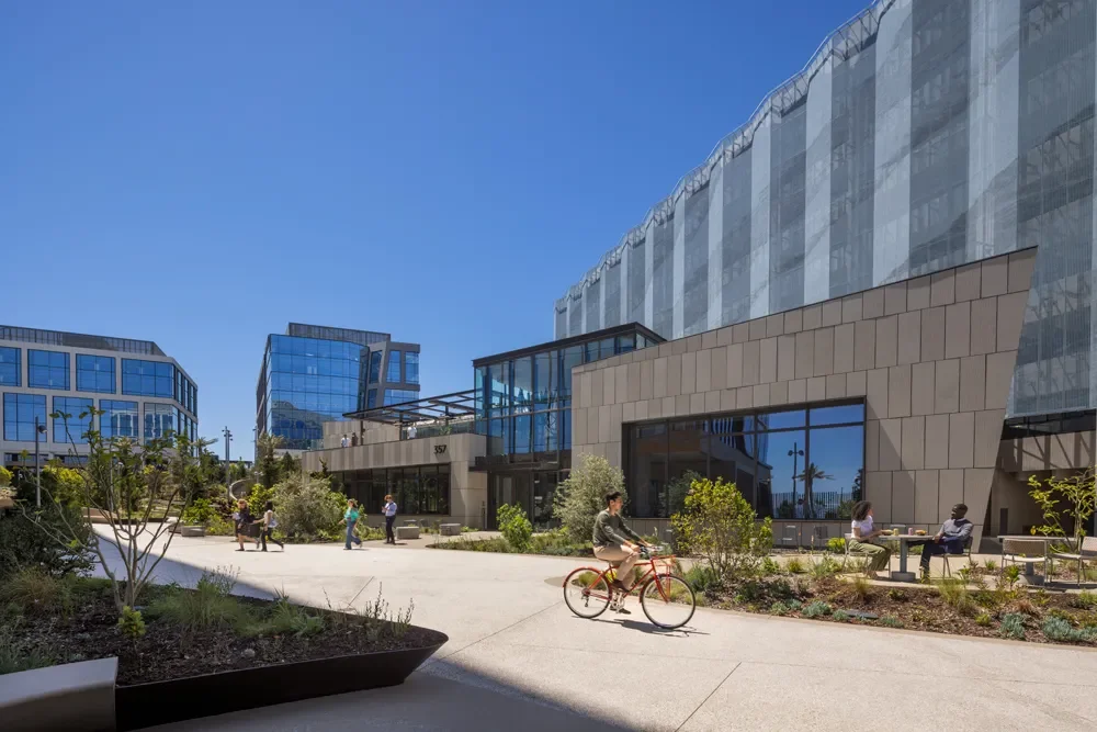 lawrence-anderson-kilroy-oyster-point-building-exterior.webp