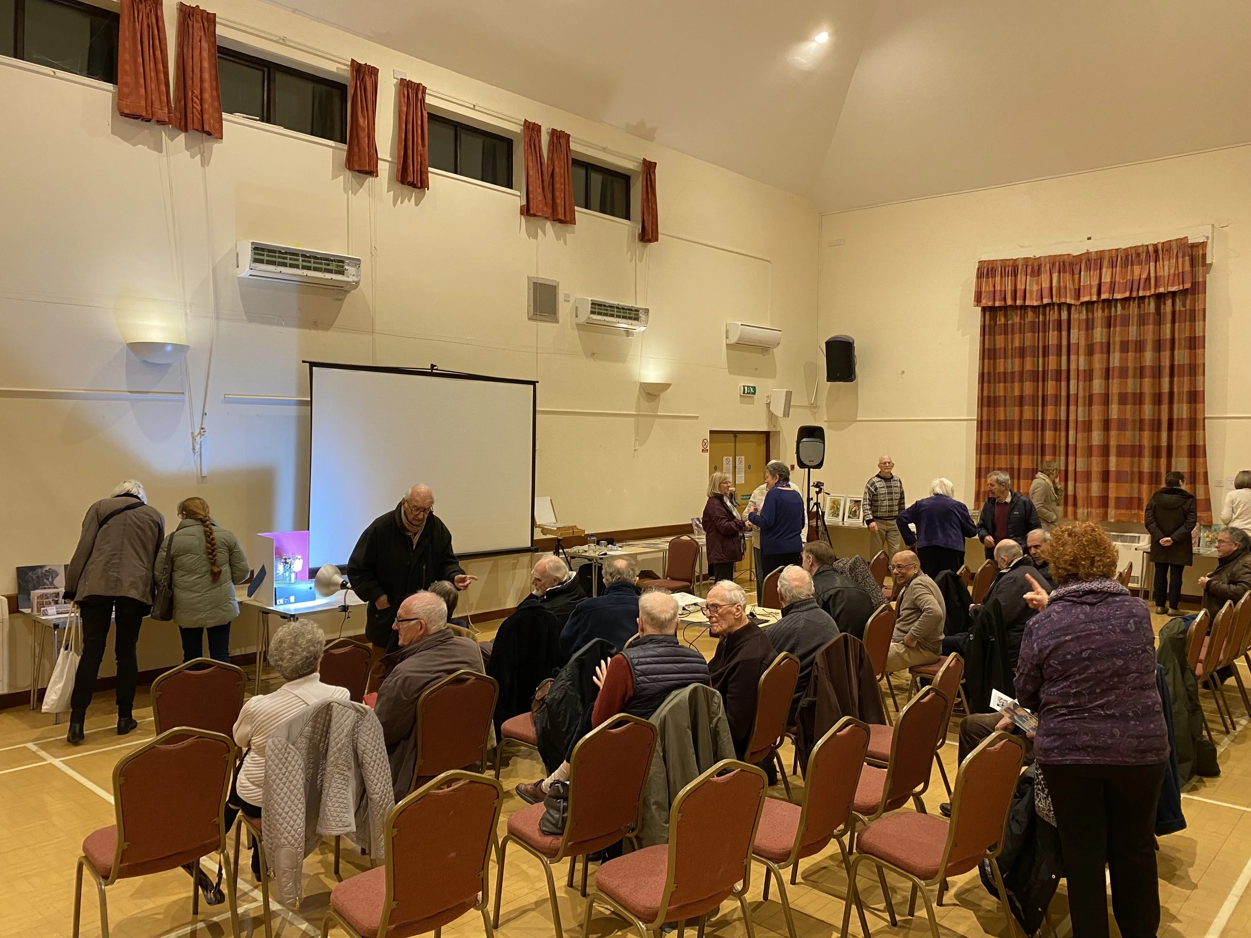 TALK &amp; LIVE PAINTING DEMONSTRATION @ Rugby &amp; District Arts Society