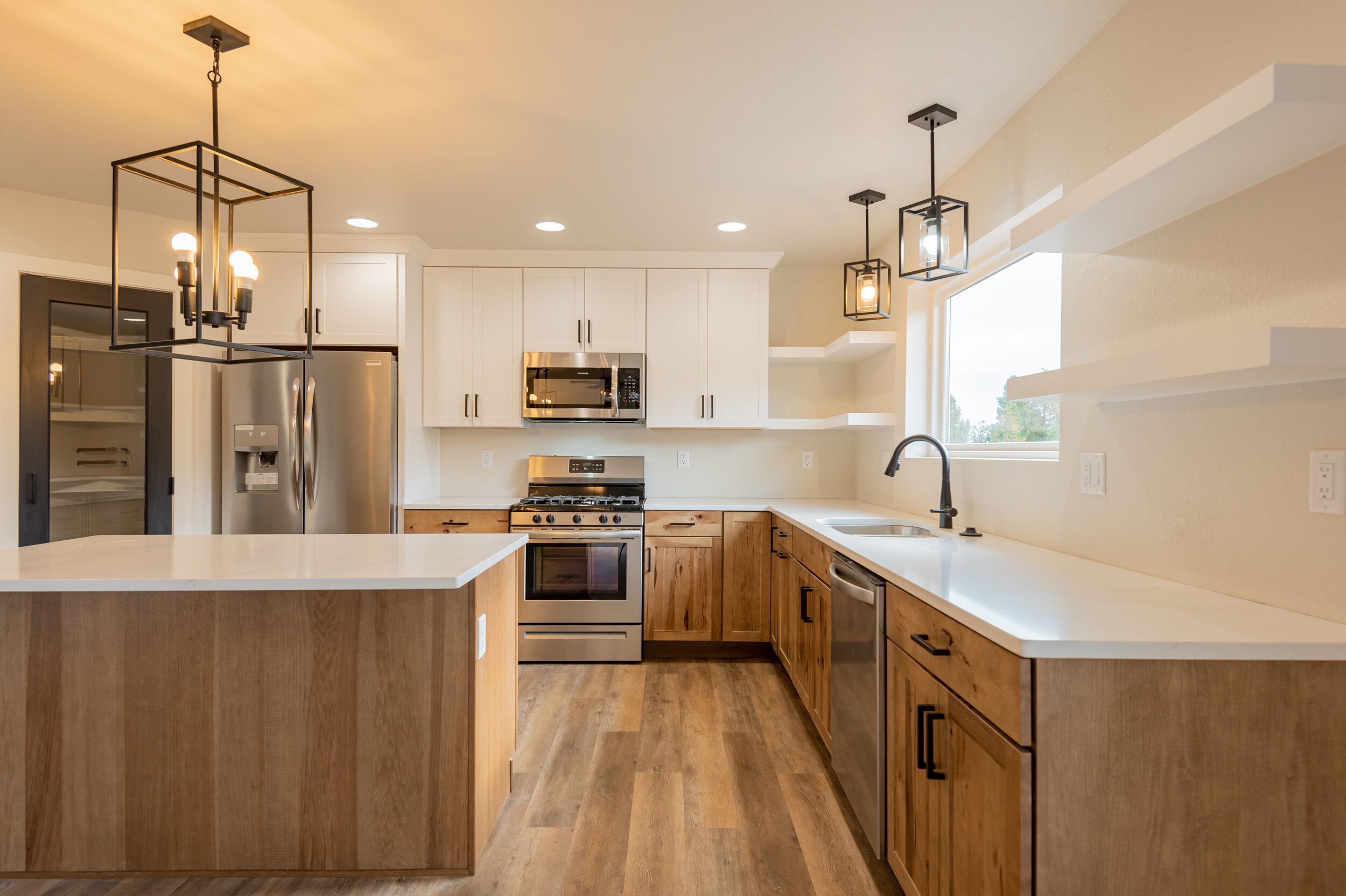 2019-11-1 Builders FirstSource Flatirons Design Build HQ 2.jpg