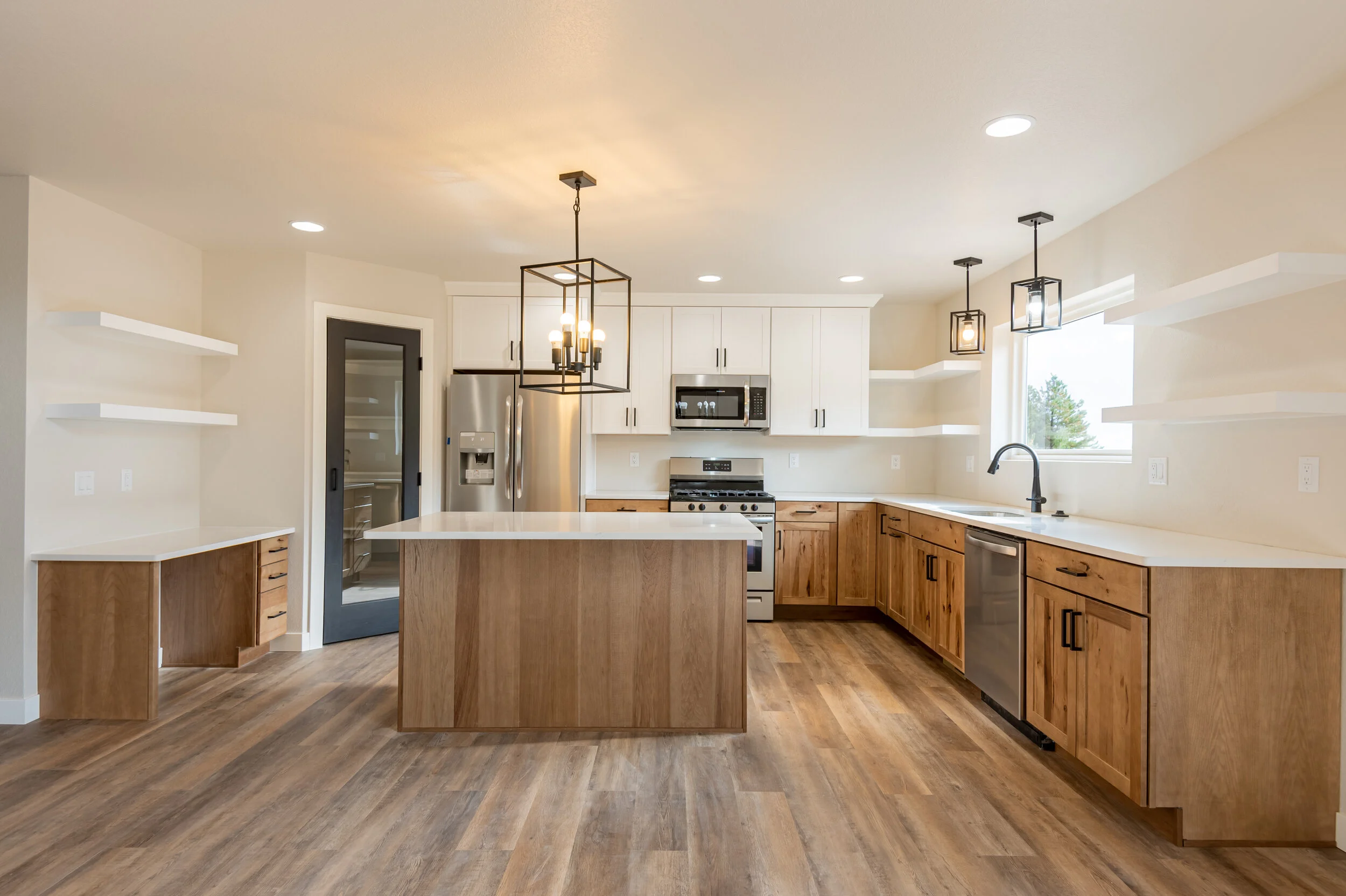 2019-11-1 Builders FirstSource Flatirons Design Build HQ 3.jpg