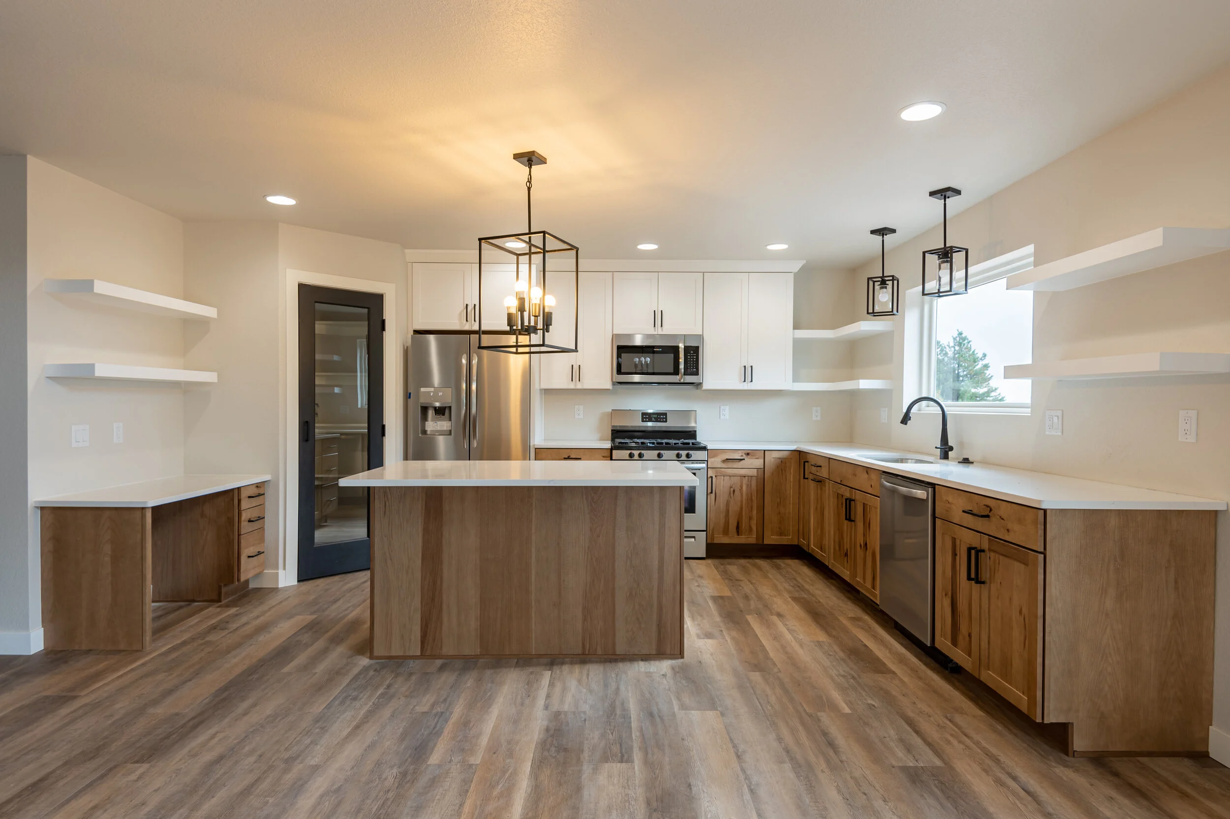 2019-11-1 Builders FirstSource Flatirons Design Build HQ 1.jpg