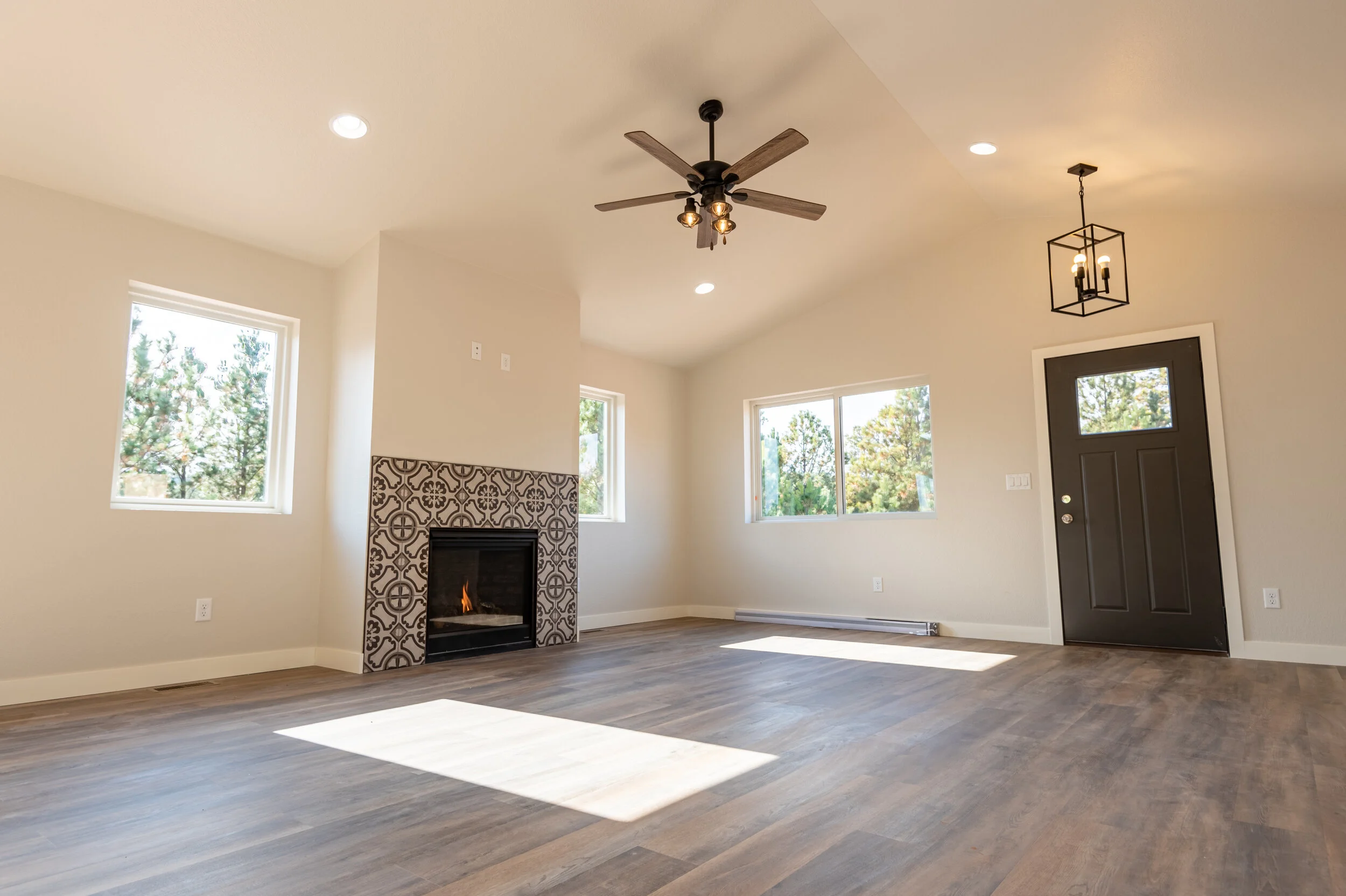 2019-11-1 Builders FirstSource Flatirons Design Build HQ 10.jpg