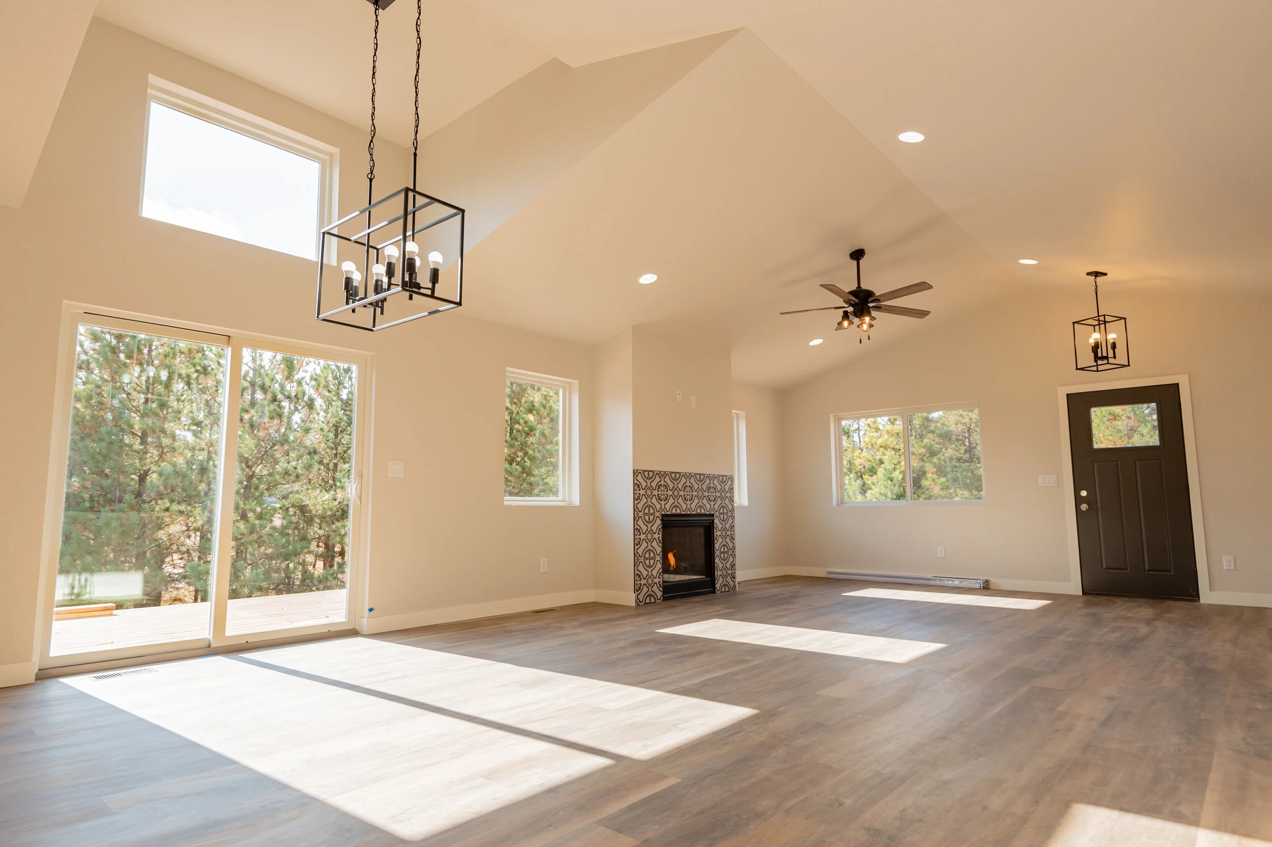 2019-11-1 Builders FirstSource Flatirons Design Build HQ 11.jpg