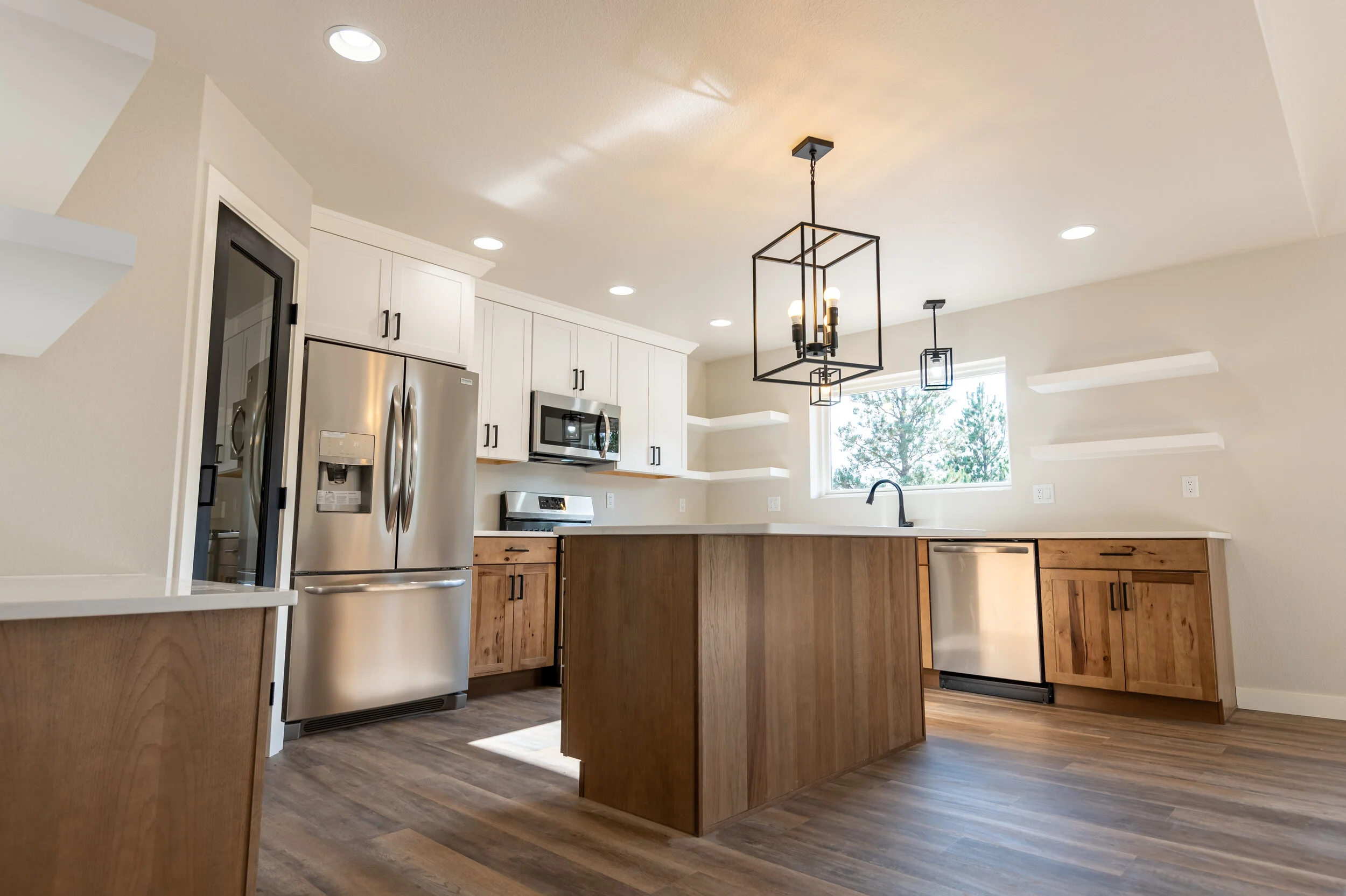 2019-11-1 Builders FirstSource Flatirons Design Build HQ 12.jpg