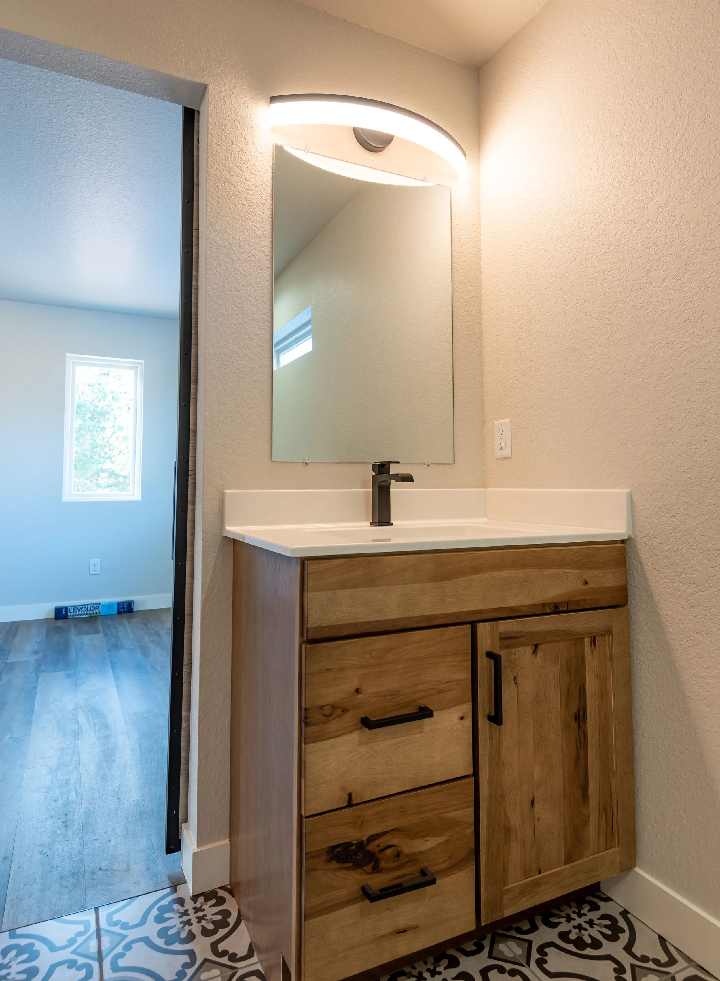 2019-11-1 Builders FirstSource Flatirons Design Build HQ 16.jpg