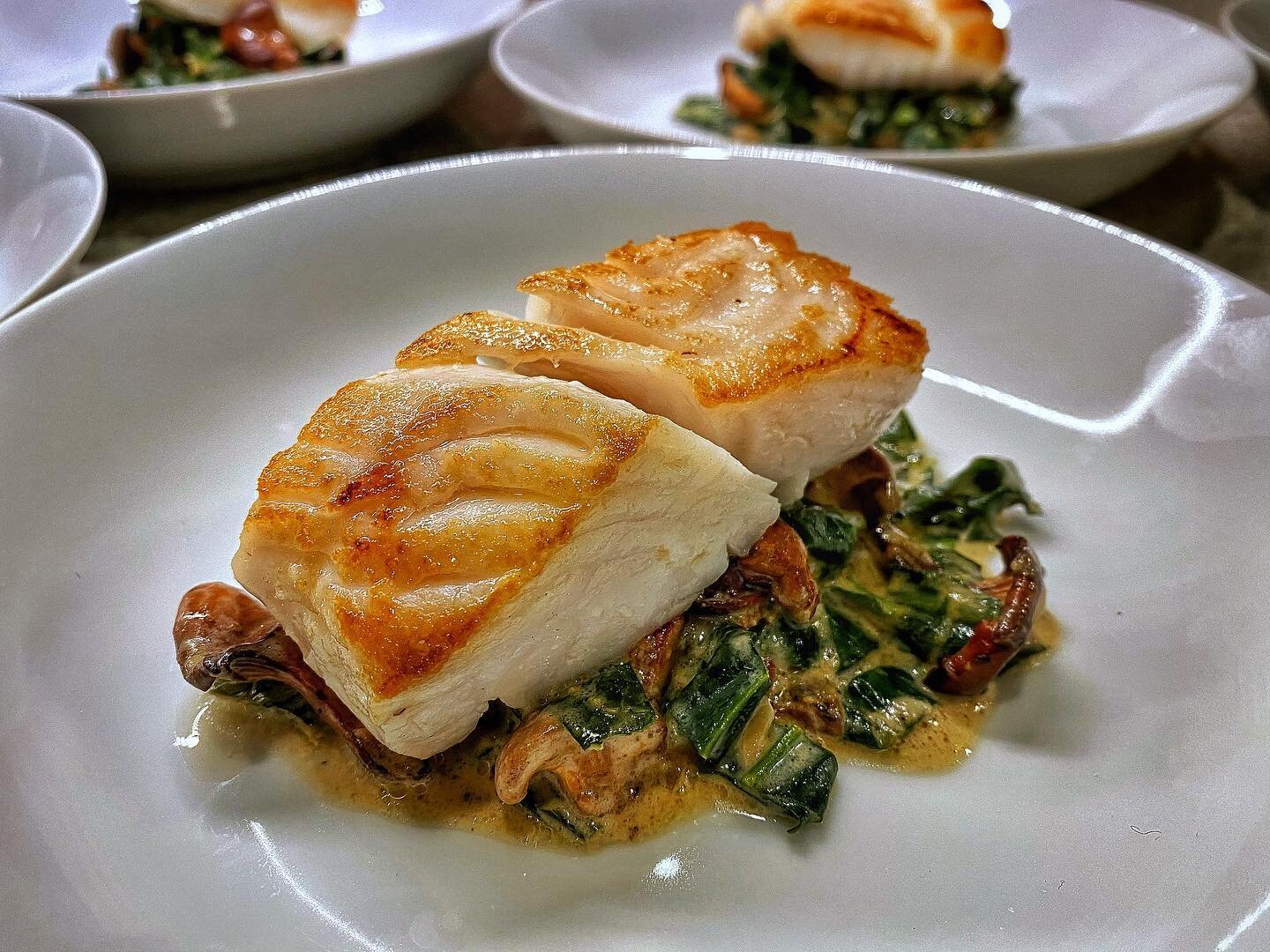 Pan seared Alaskan Halibut w/ creamed collard greens and saut&eacute;ed chanterelles.
.
#fishfood #pesca #coastal ##alaska #halibut #plated #privatechef #htown #houstonchef #montana #bozeman #bigsky #creamed #forkyeah #radass #fish #booked #eater #ma