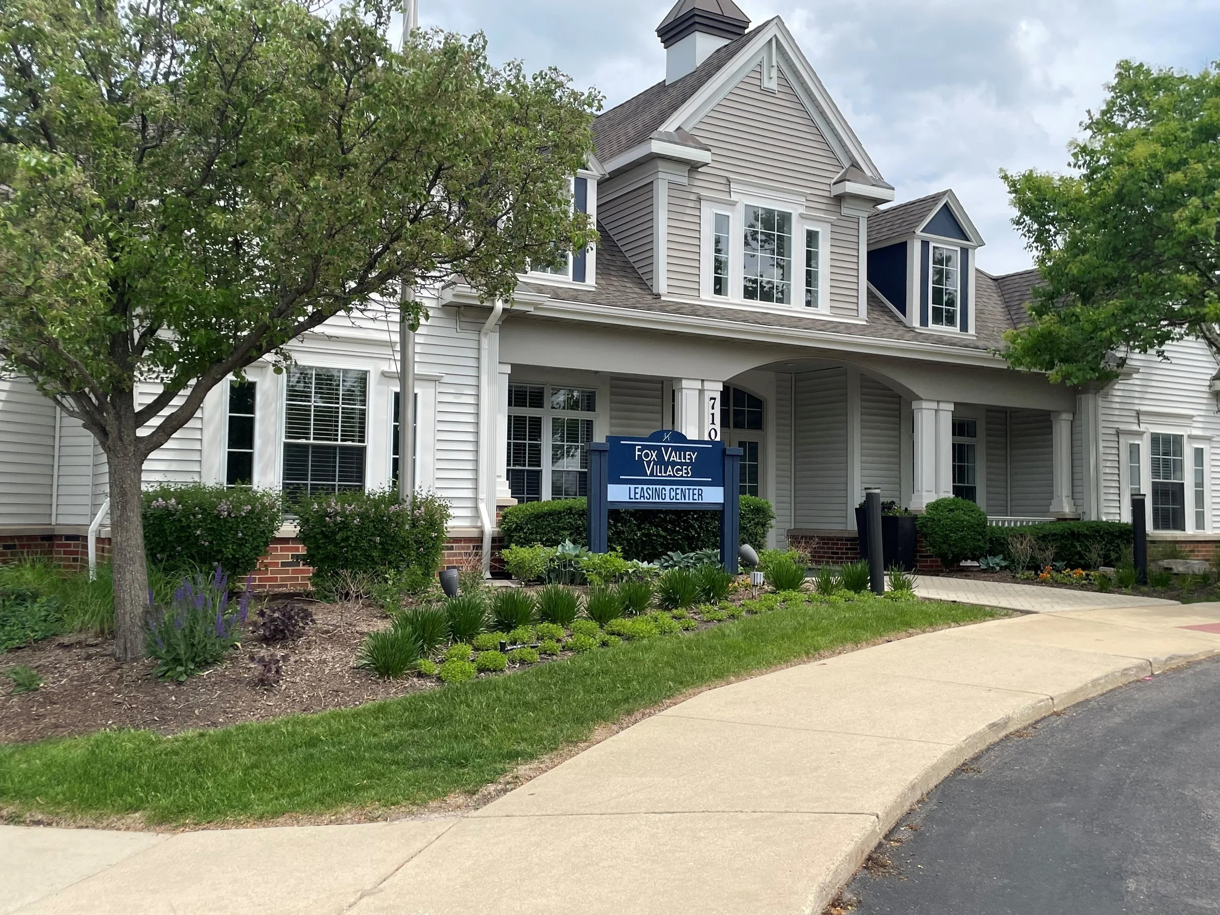 Press Release:  Standard and The Vistria Group Acquire Fox Valley Villages in Highly Desirable Chicago Naperville/Aurora Submarket