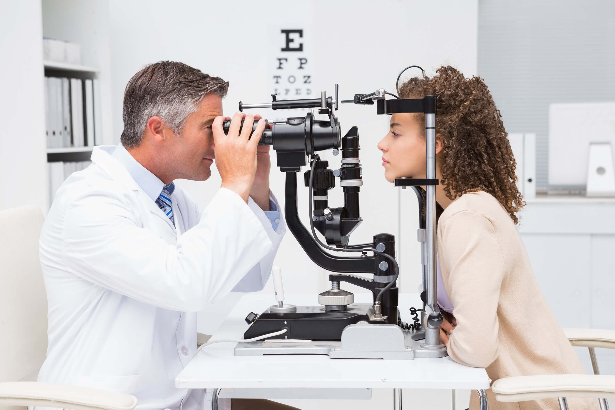 Opthamologist-Eye-Exam.jpeg