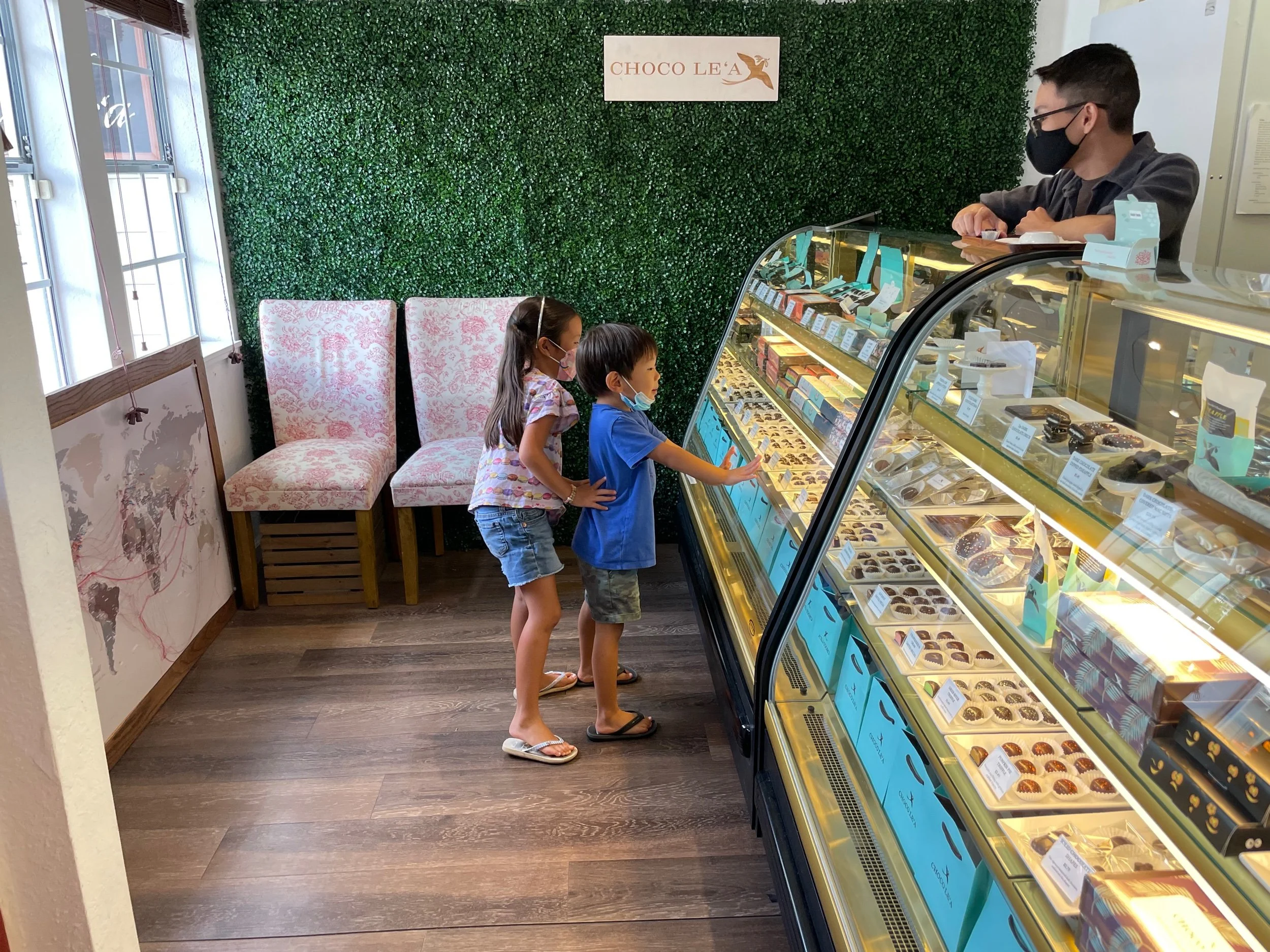 Chocolate le`a - The Chocolate Shop