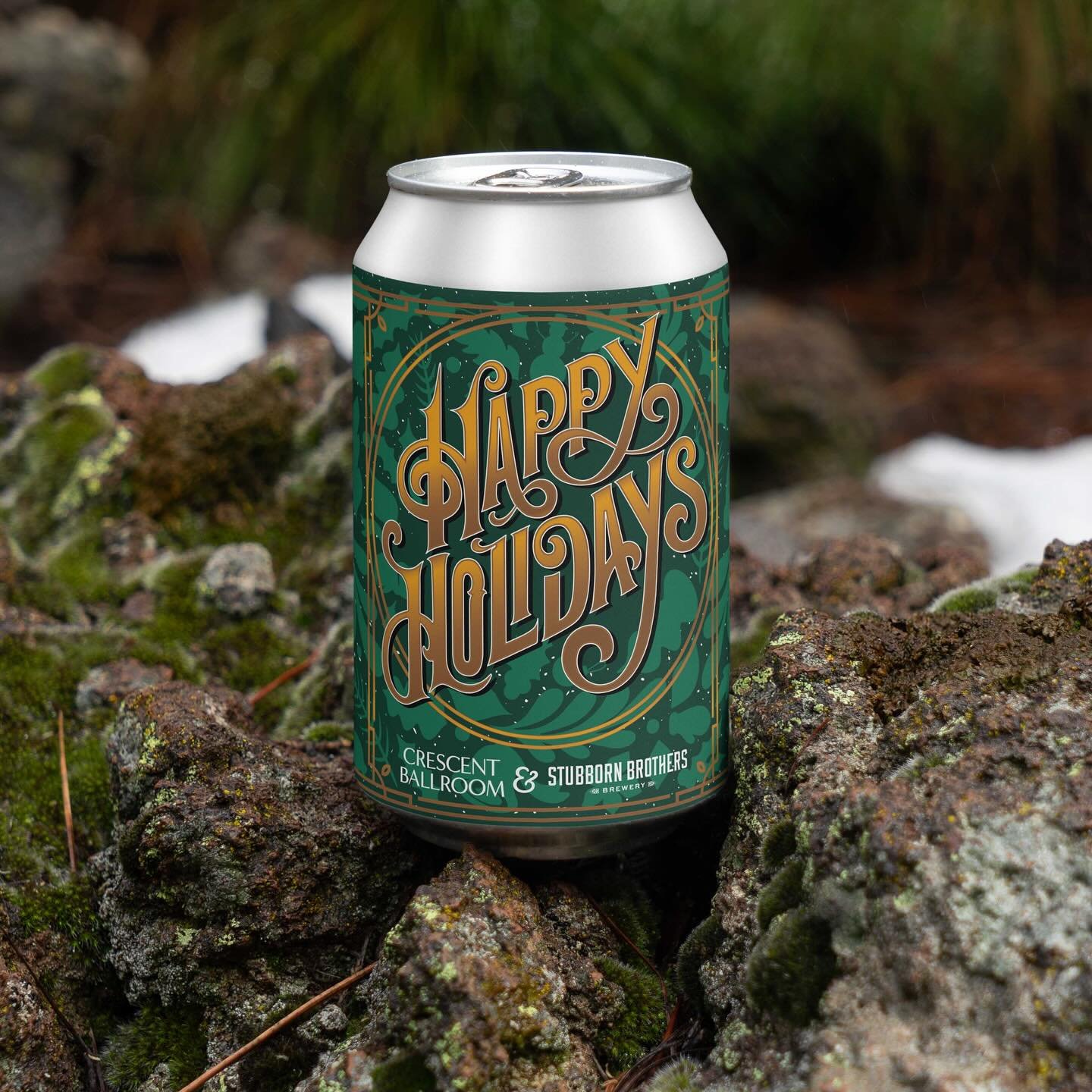 Happy Holidays everyone! I hope your day is filled with peace and love 🙂

Fun novelty holiday can for the great folks at @stubbornbeer