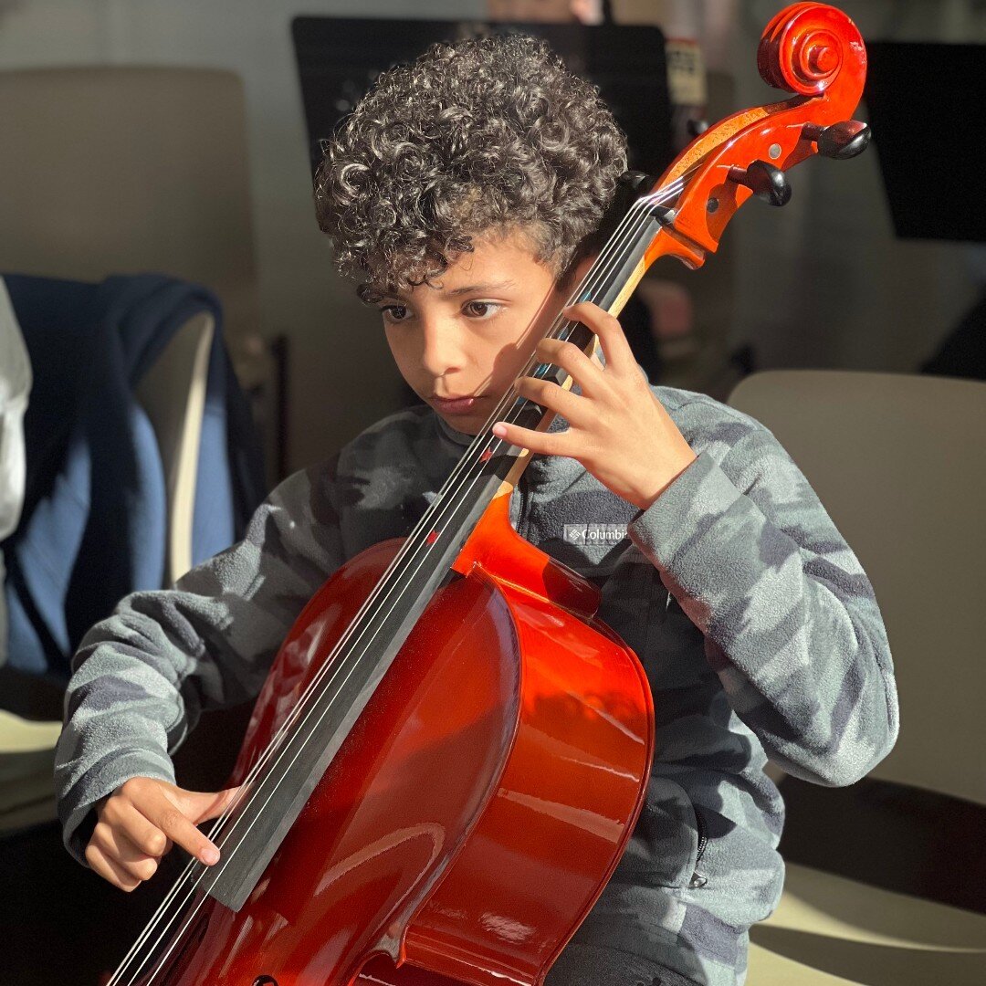 At the Washington Heights Community Conservatory, young students surround themselves with classical music's beauty. 

With each day that passes, they prepare for our end-of-year concert!🎶🎹
You can register your child for FREE at the link in our bio