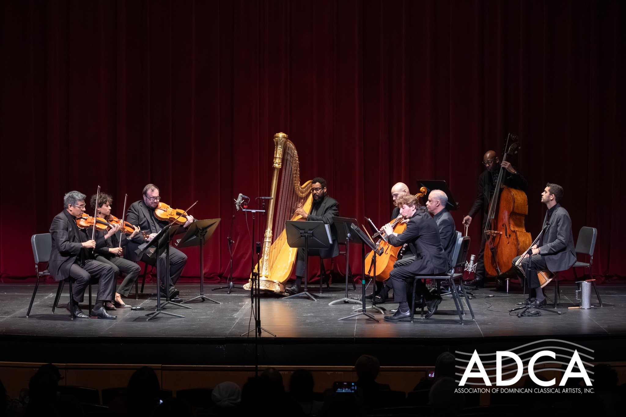 On behalf of ADCA&rsquo;s team and the Washington Heights community, we would like to

First of all, thank the audience for supporting us and for joining us for Voices of Quisqueya!

Also, thanks to all the members of La Camerata Washington Heights f