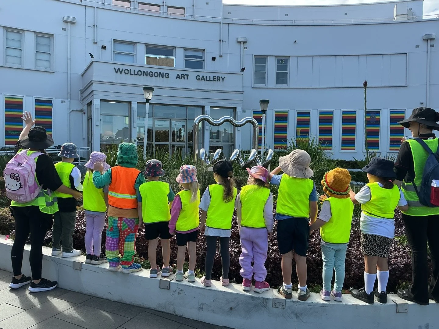Our children had a wonderful excursion to the Wollongong Art Gallery 🎨

They did an amazing job walking safely together, recognising familiar places, and sharing friendly hellos along the way.

At the gallery, we met some of our friends and their pa