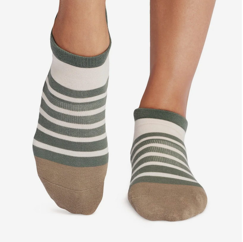 Screenshot 2026-02-16 at 16-28-09 Savvy Grip Socks - Evergreen – Tavi Active.png