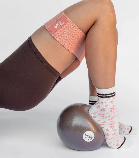 Reformerloops_quarter socks_animalprintcoral.jpg