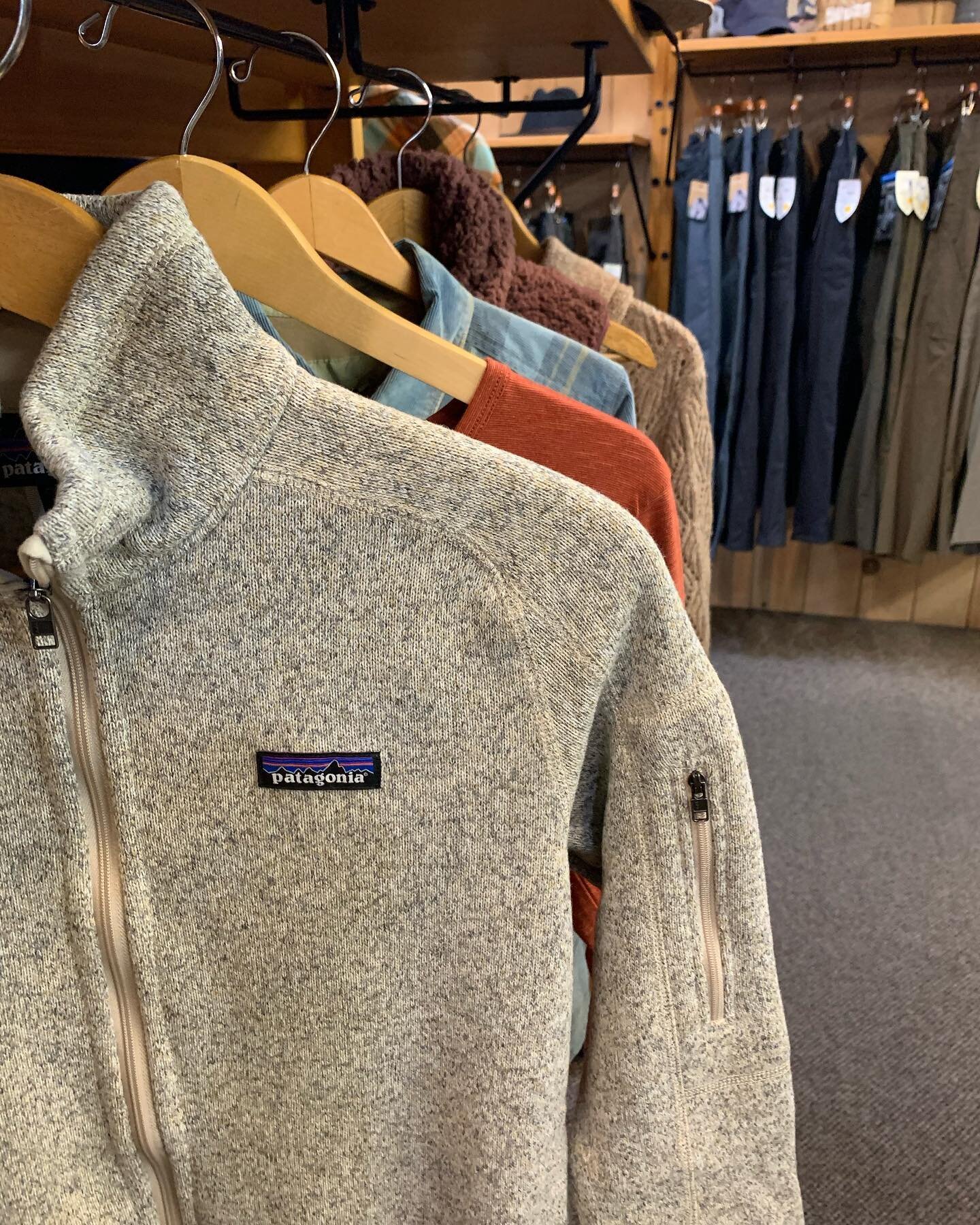 Winter lifestyle clothing now on SALE! Here&rsquo;s a preview of what to expect 👀

#chicomountainsports
#downtownchico
#shoplocal