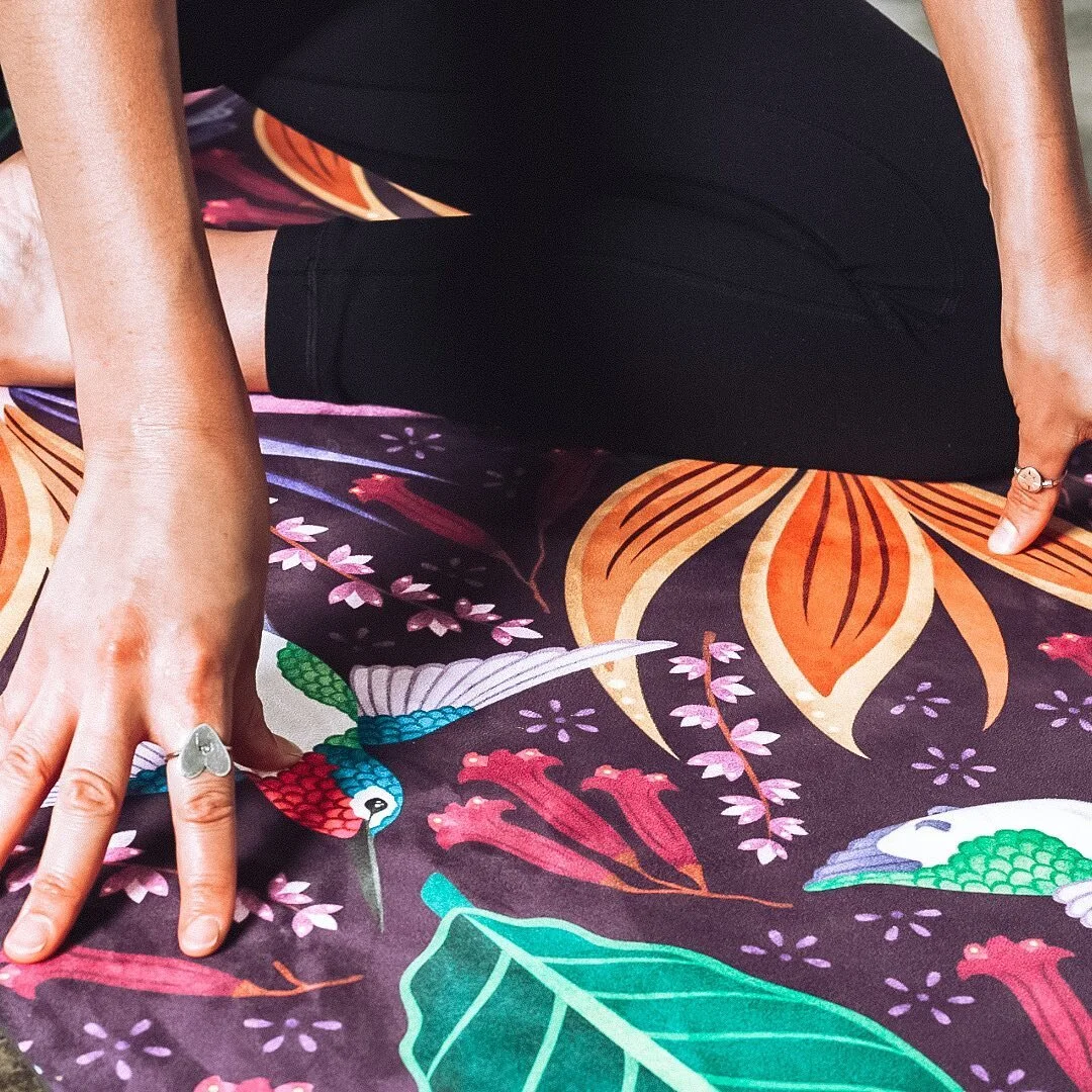 The hummingbird symbolises love, joy and beauty. It’s unique ability to fly backward teaches us that we can look back at our past without dwelling there but continuing forward. The hummingbirds aptitude to hover while drinking nectar reminds us