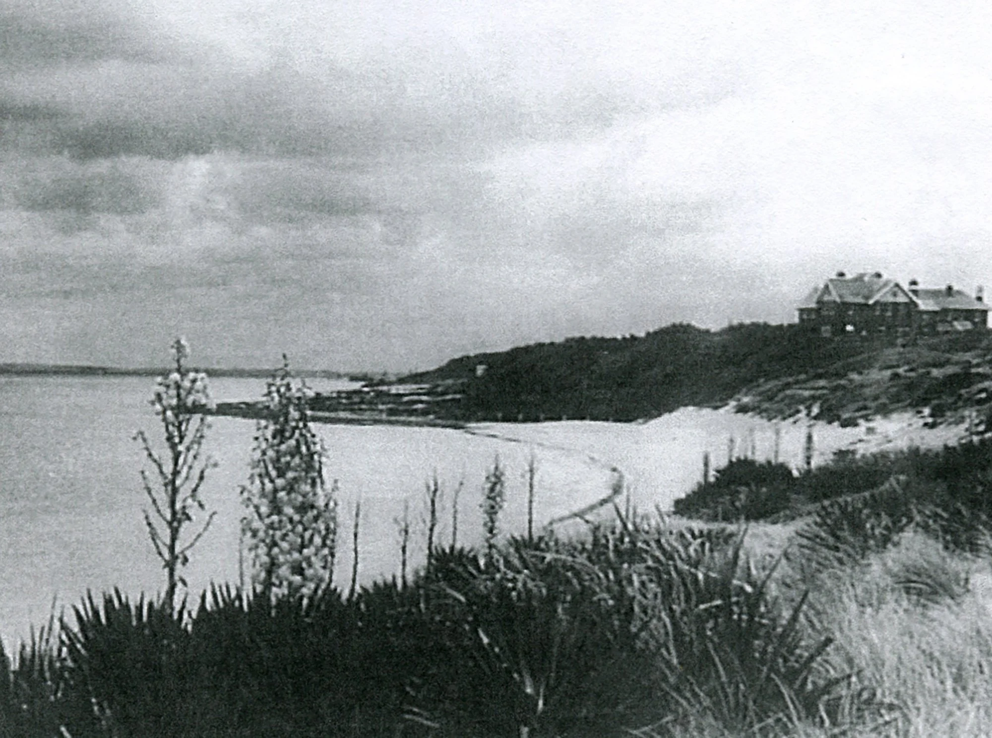 Yarra Bay and Yarra Bay House
