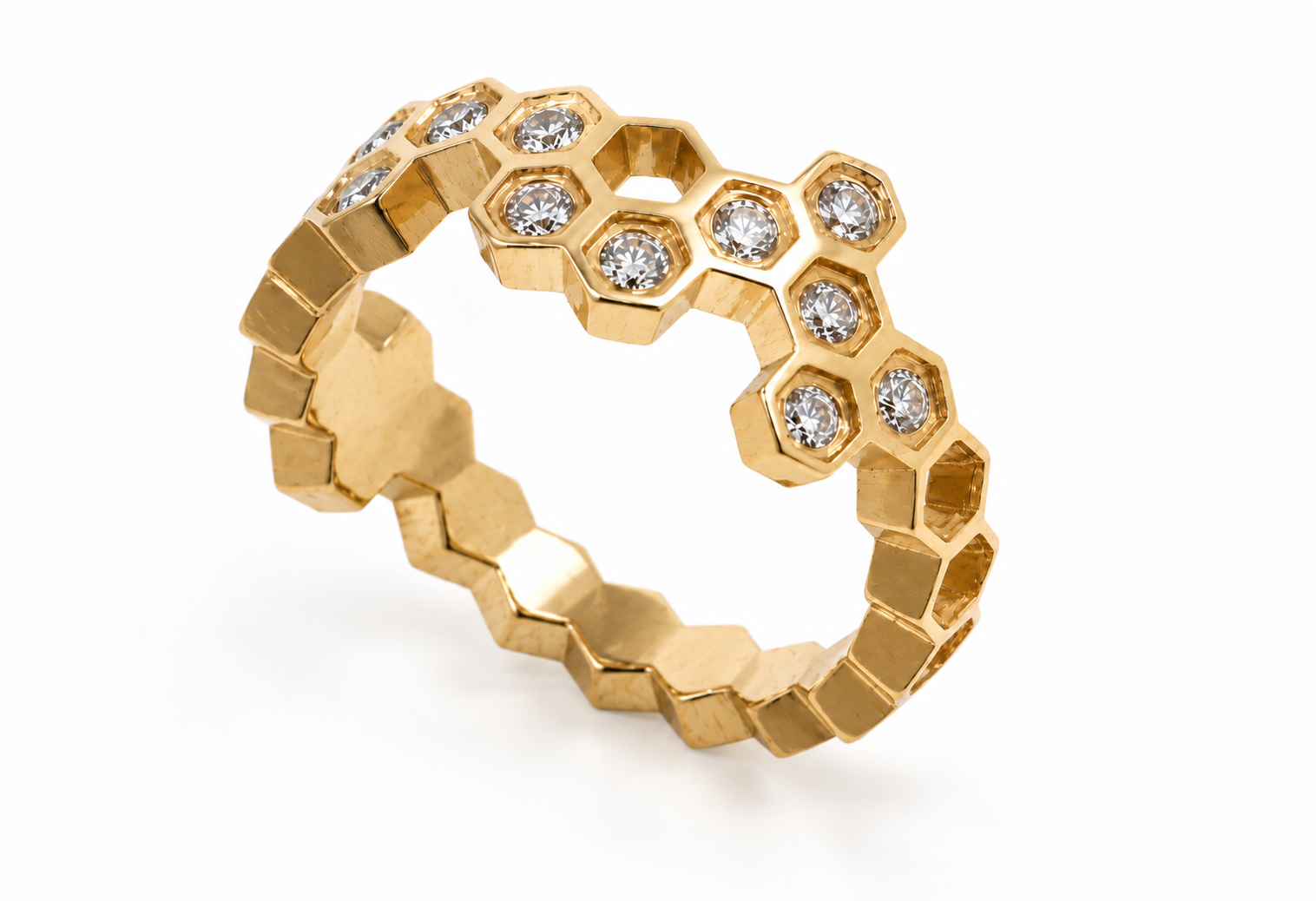 BEE ring forbedret færdig.png