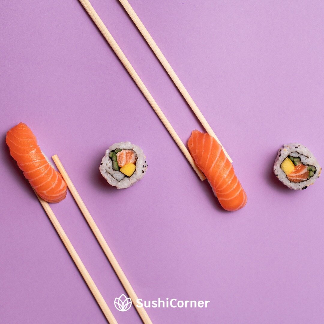 Ainda n&atilde;o &eacute; sexta-feira, n&oacute;s sabemos... mas estamos aqui para animar o teu dia:

Como se chama um sushi que se acha o melhor de todos? Sushi-perior 🤣
.
🛵 Encomenda atrav&eacute;s do link na bio
.
.
🍣 Happiness is around the Co