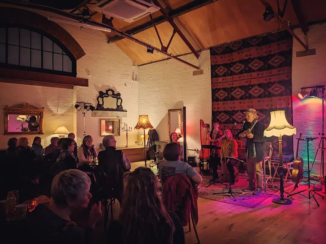Just back from a lovely string of @moonrakersofficial gigs and a folk orchestra course up in Sheffield over the weekend 🌙