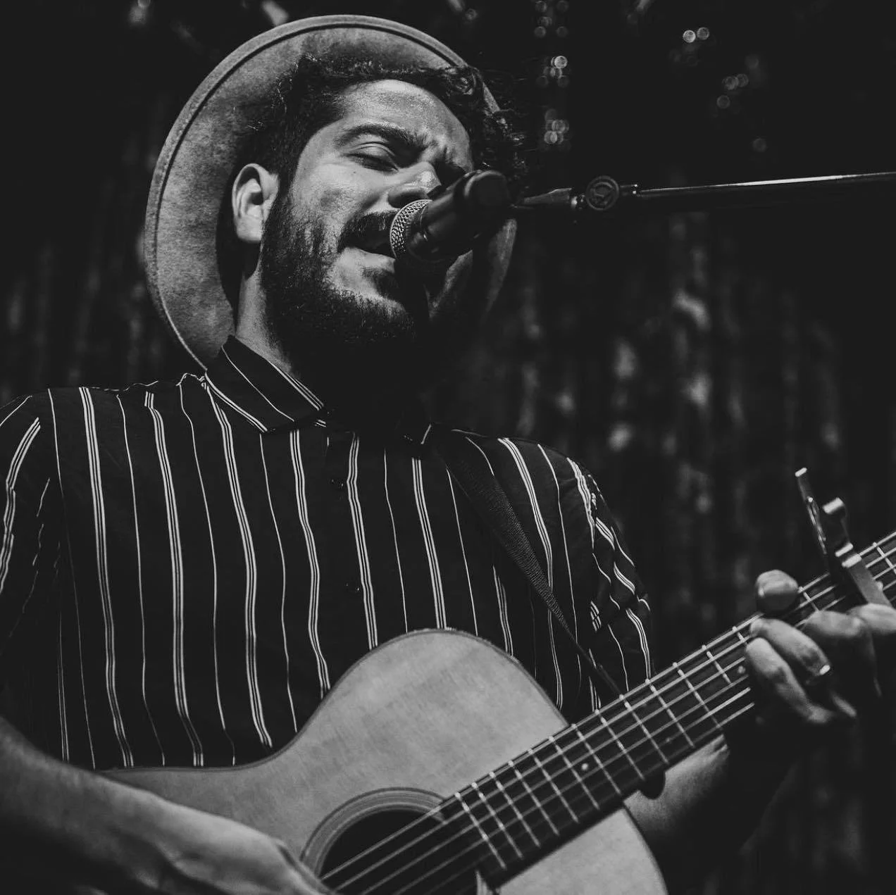 CONNECT WITH GUSTAVO