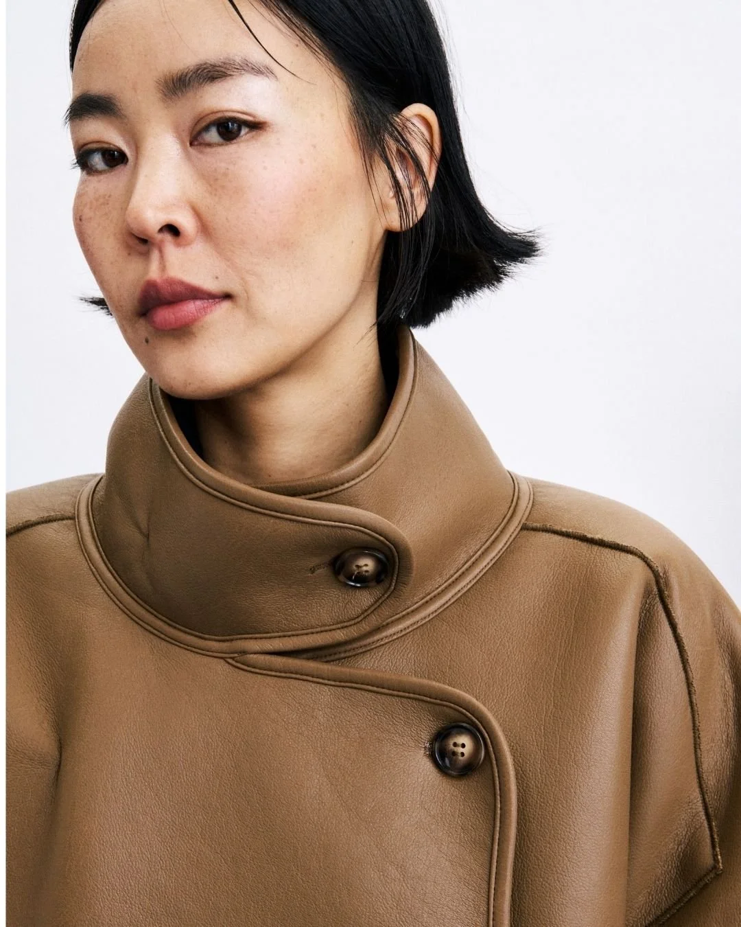 Veste sherpa femme camel Cauldron FRNCH Paris pour un look d'hiver chic