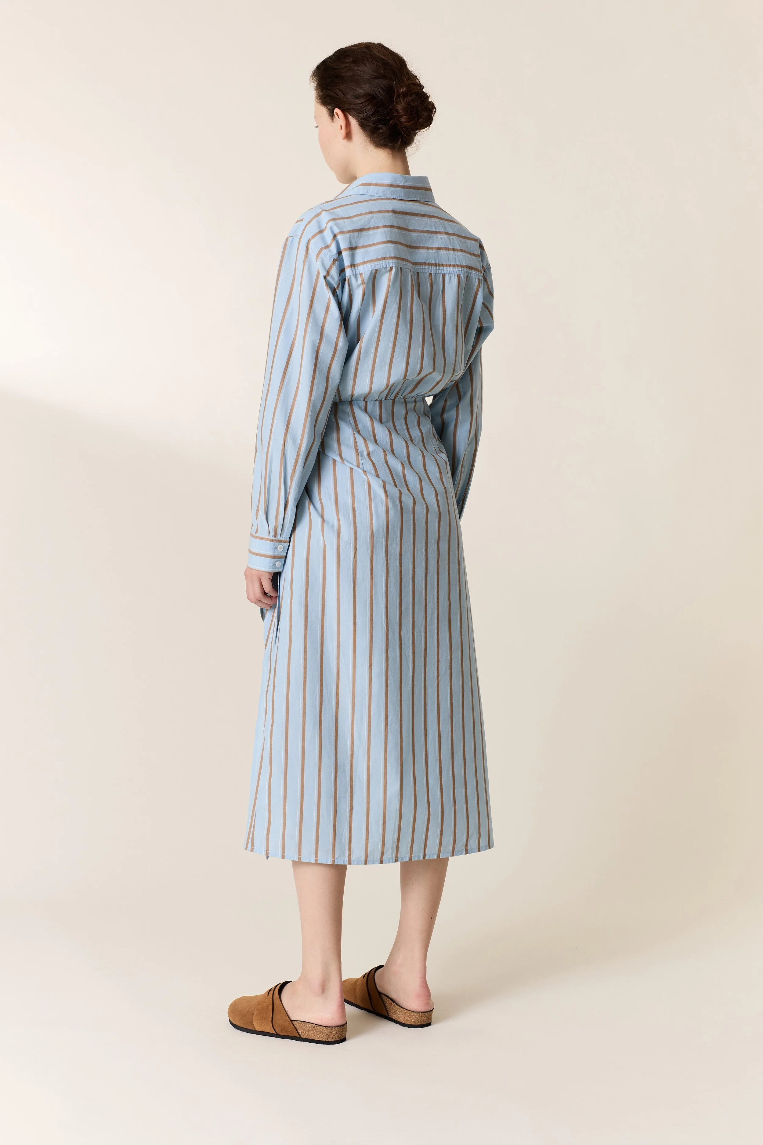 Robe Rebecca Léon & Harper style chic décontracté