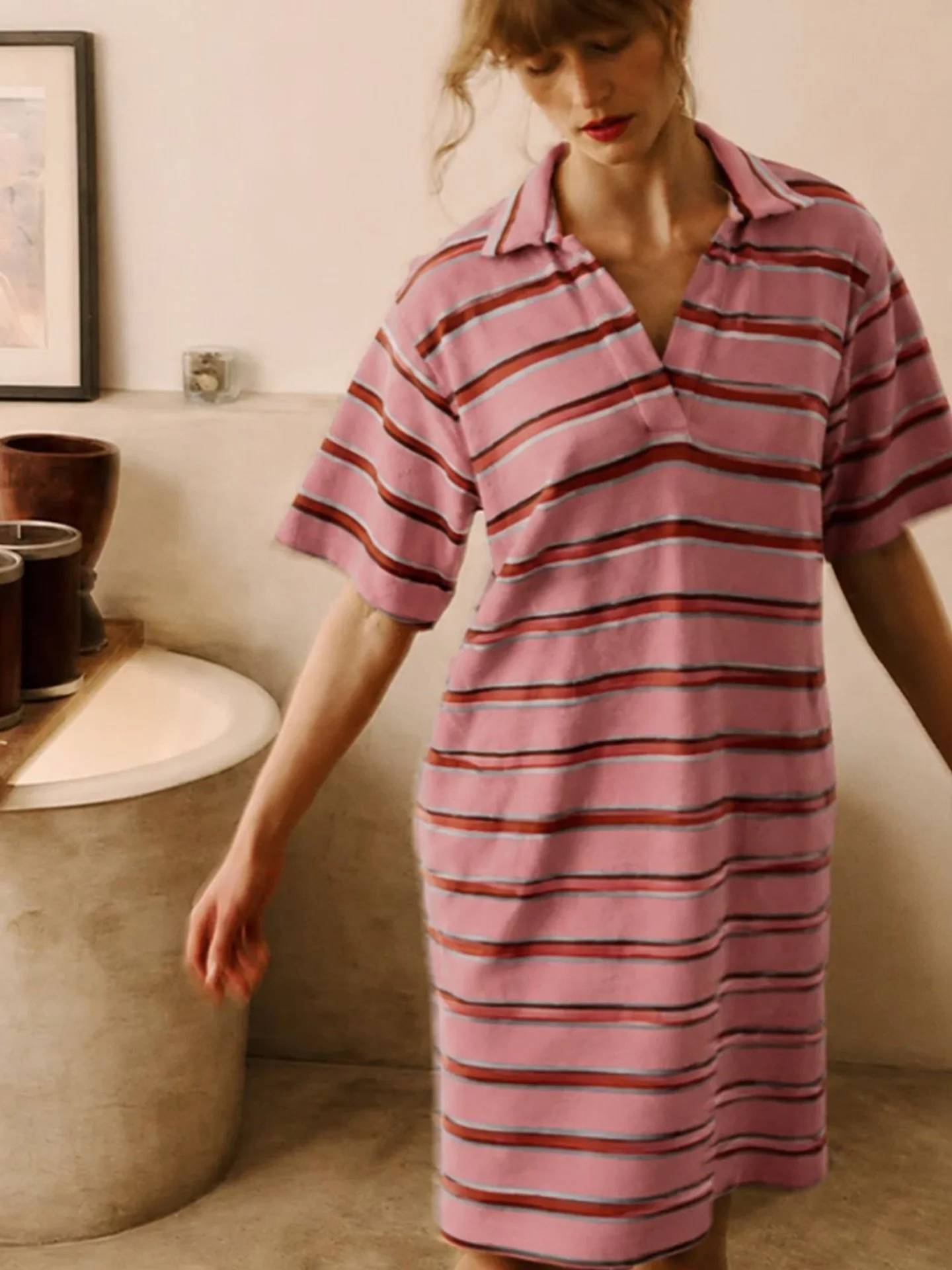 Cap sur l&rsquo;&eacute;t&eacute; avec cette robe en &eacute;ponge ray&eacute;e sign&eacute;e L&eacute;on &amp; Harper ☀️
Ultra confortable et l&eacute;g&egrave;re, c&rsquo;est la pi&egrave;ce parfaite pour affronter les fortes chaleurs avec style. S