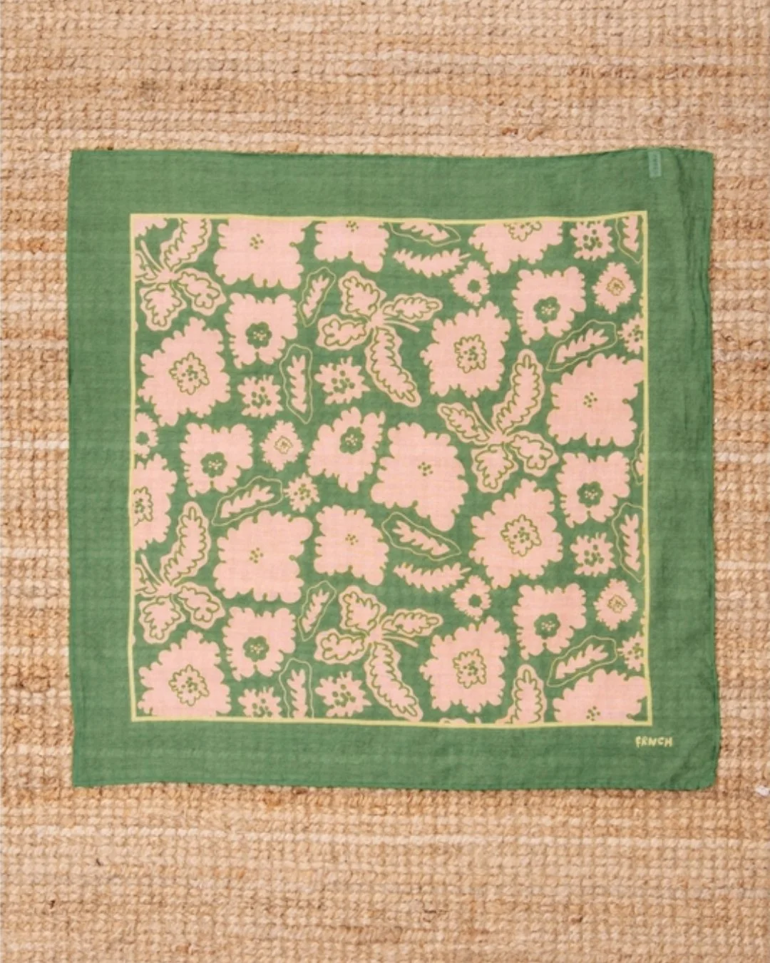 Foulard vert Hannoki, Frnch Paris.jpg
