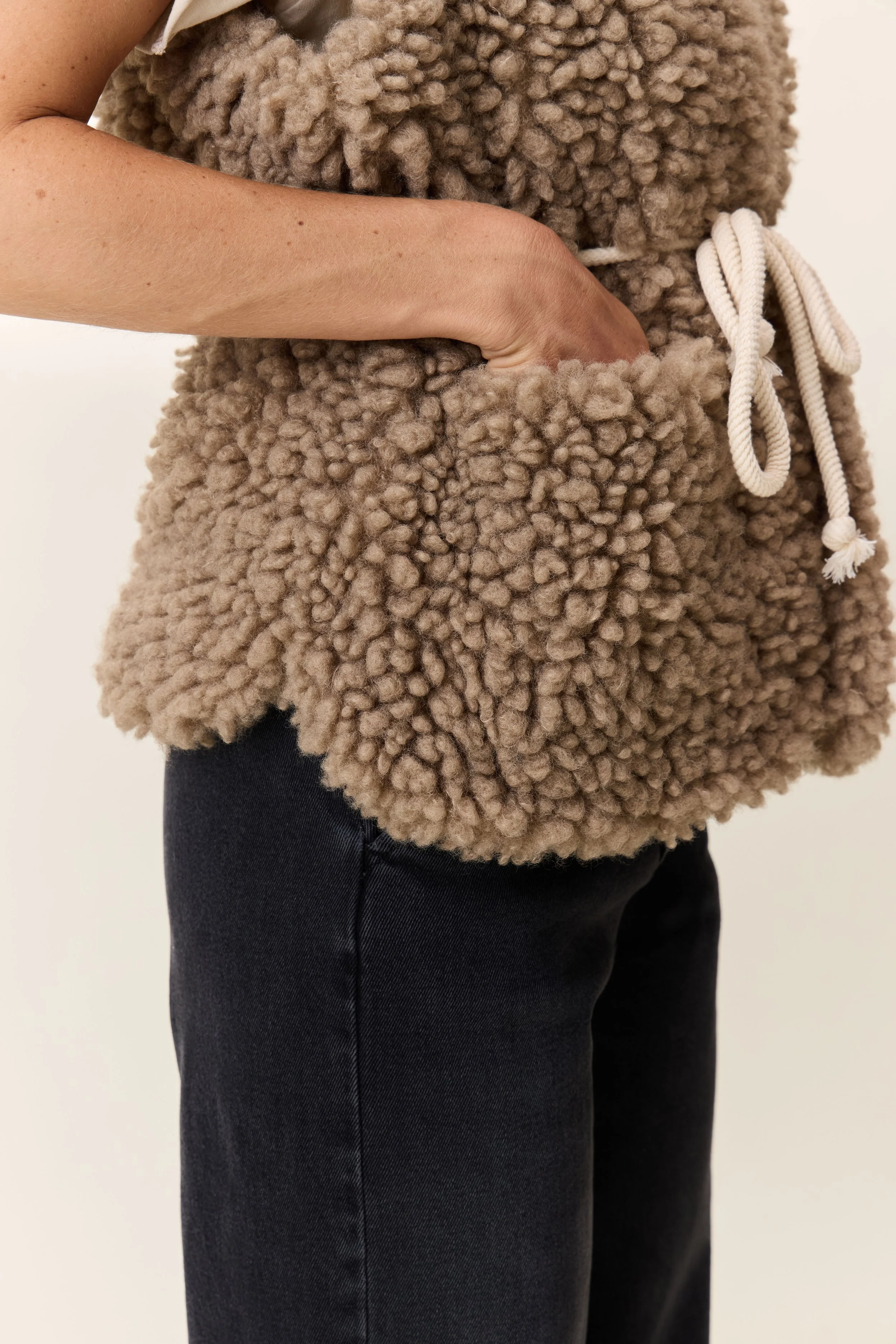 VESTE_VINNY_PLN_TAUPE-3.jpg