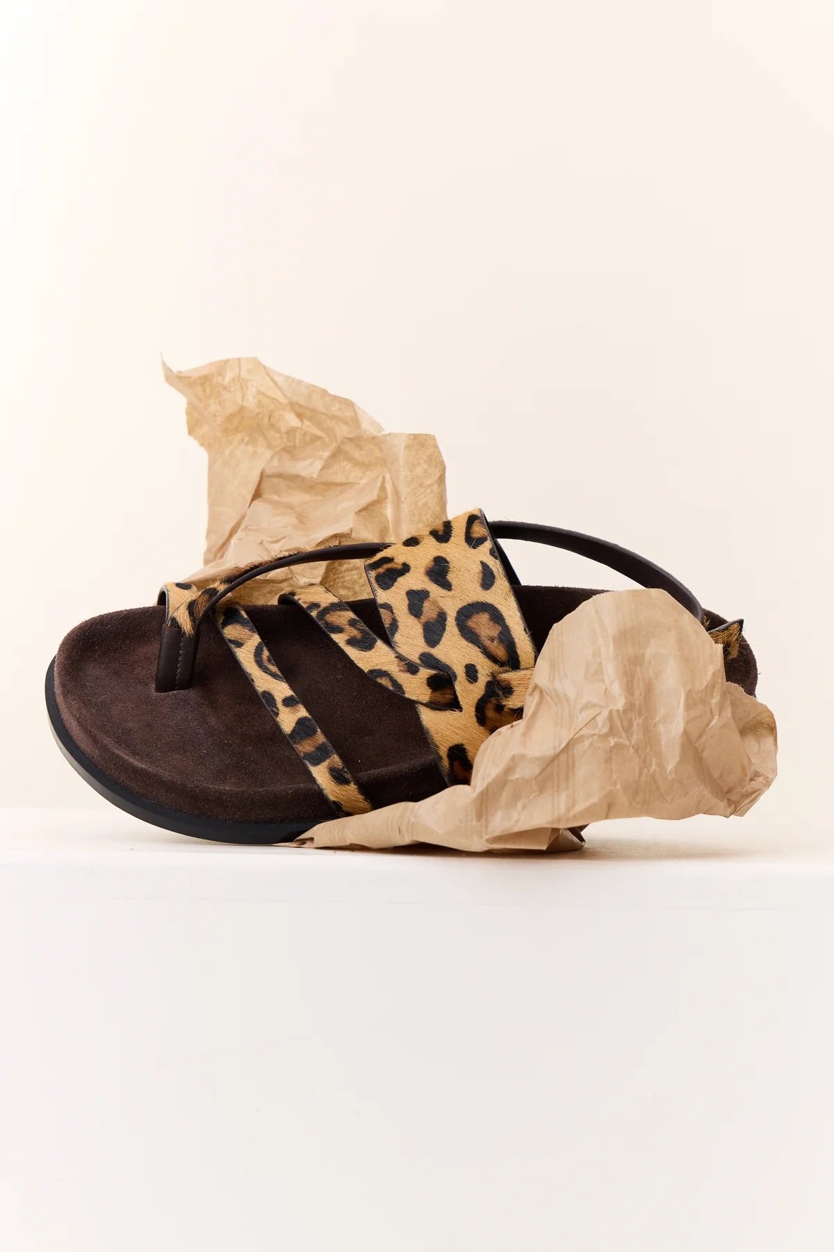 sandale_capel-leopard_leon_&_harper_.jpg