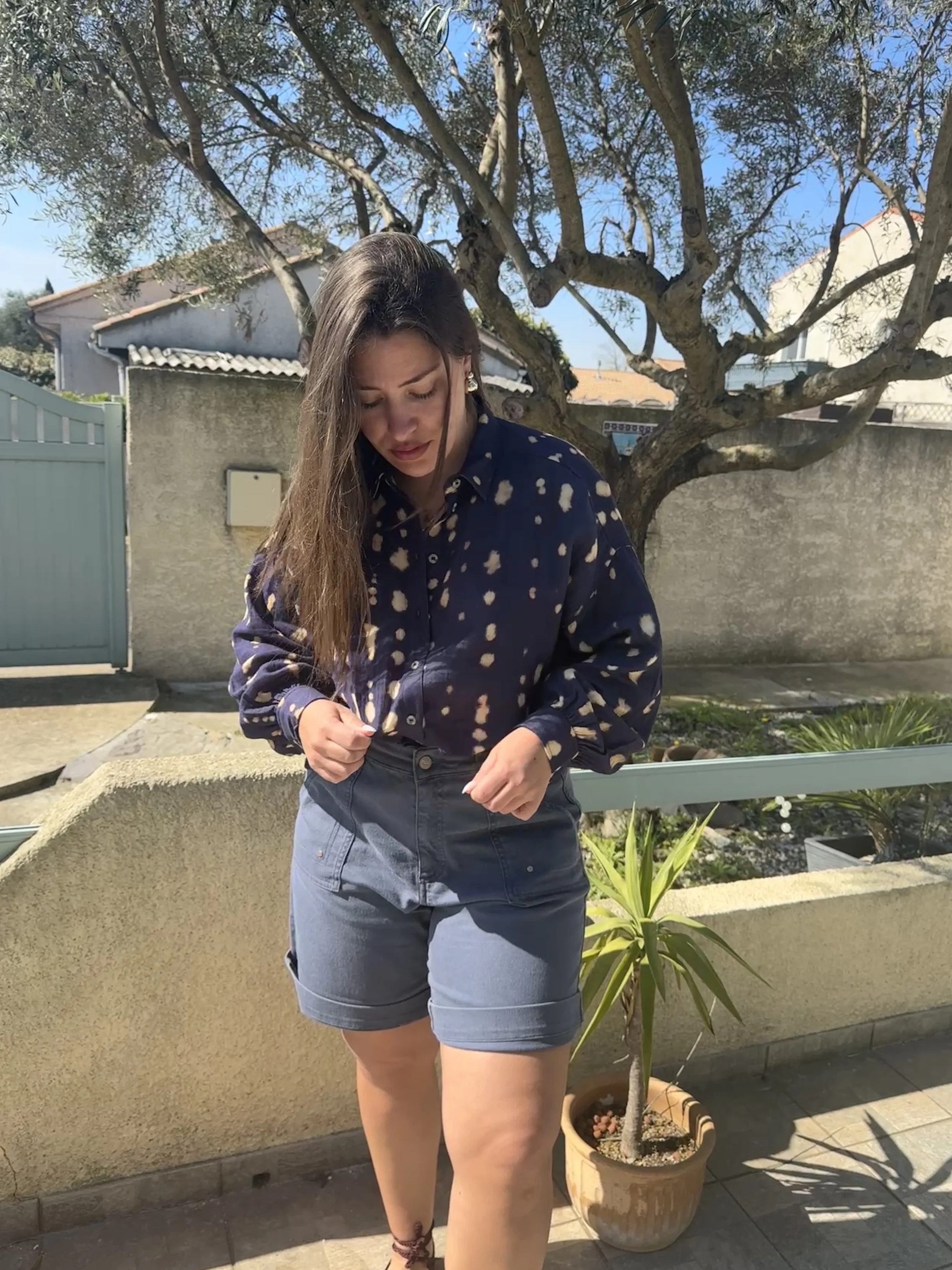 Bermuda Carmela Indigo à poche plaquée  de la marqueHod Paris