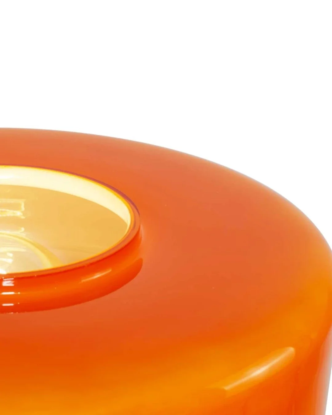 Dessus de la lampe Orange Foza maxi sur fond blanc