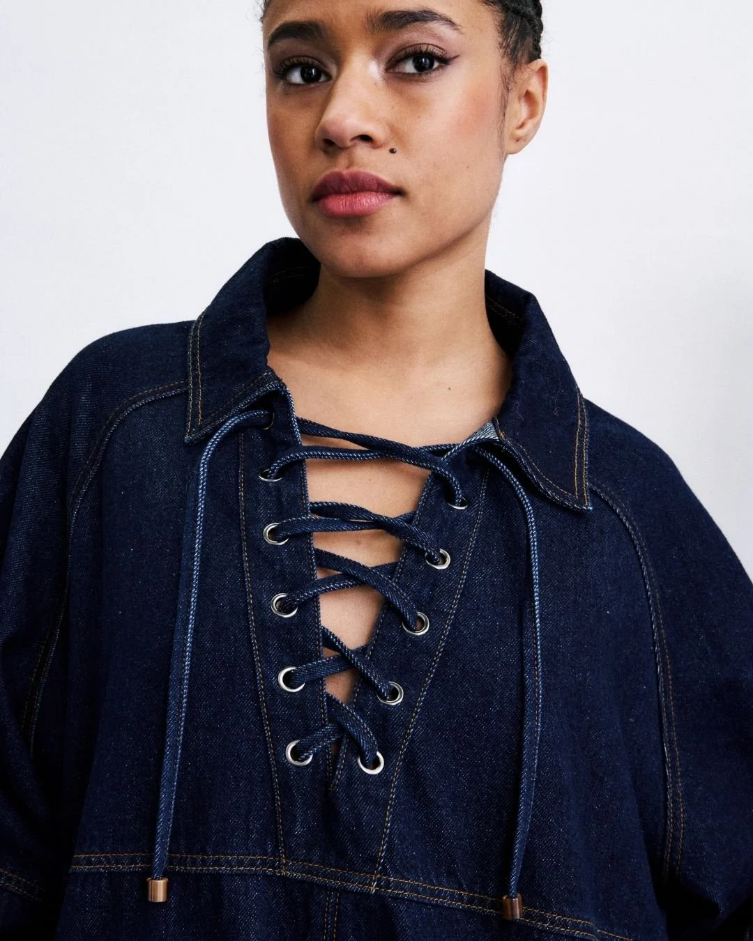 Blouse en denim brut FRNCH Paris avec manches longues bouffantes