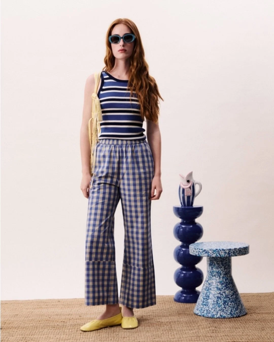 Silhouette de face du Top Ceruleen bleu rayé Frnch Paris