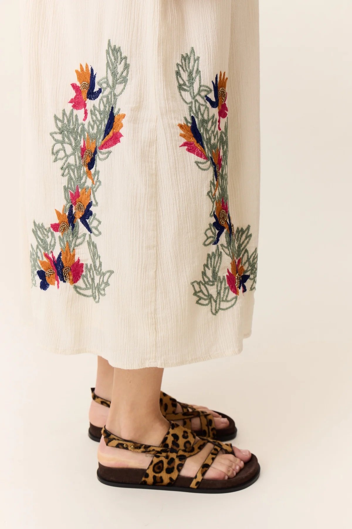 Robe-Risu-Pearl-Léon&harper_.jpg